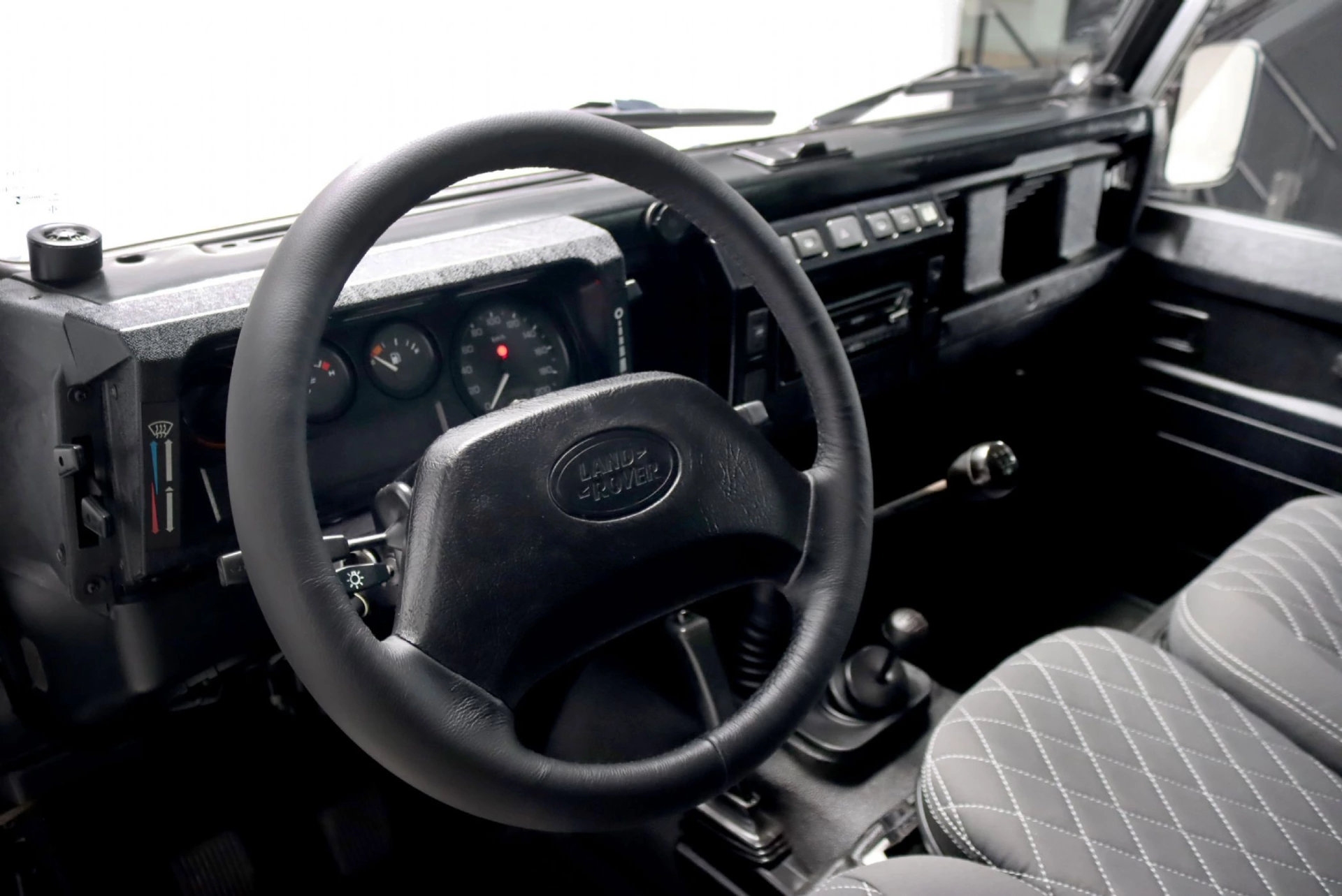 Land Rover Defender 90 METAL TOP 20