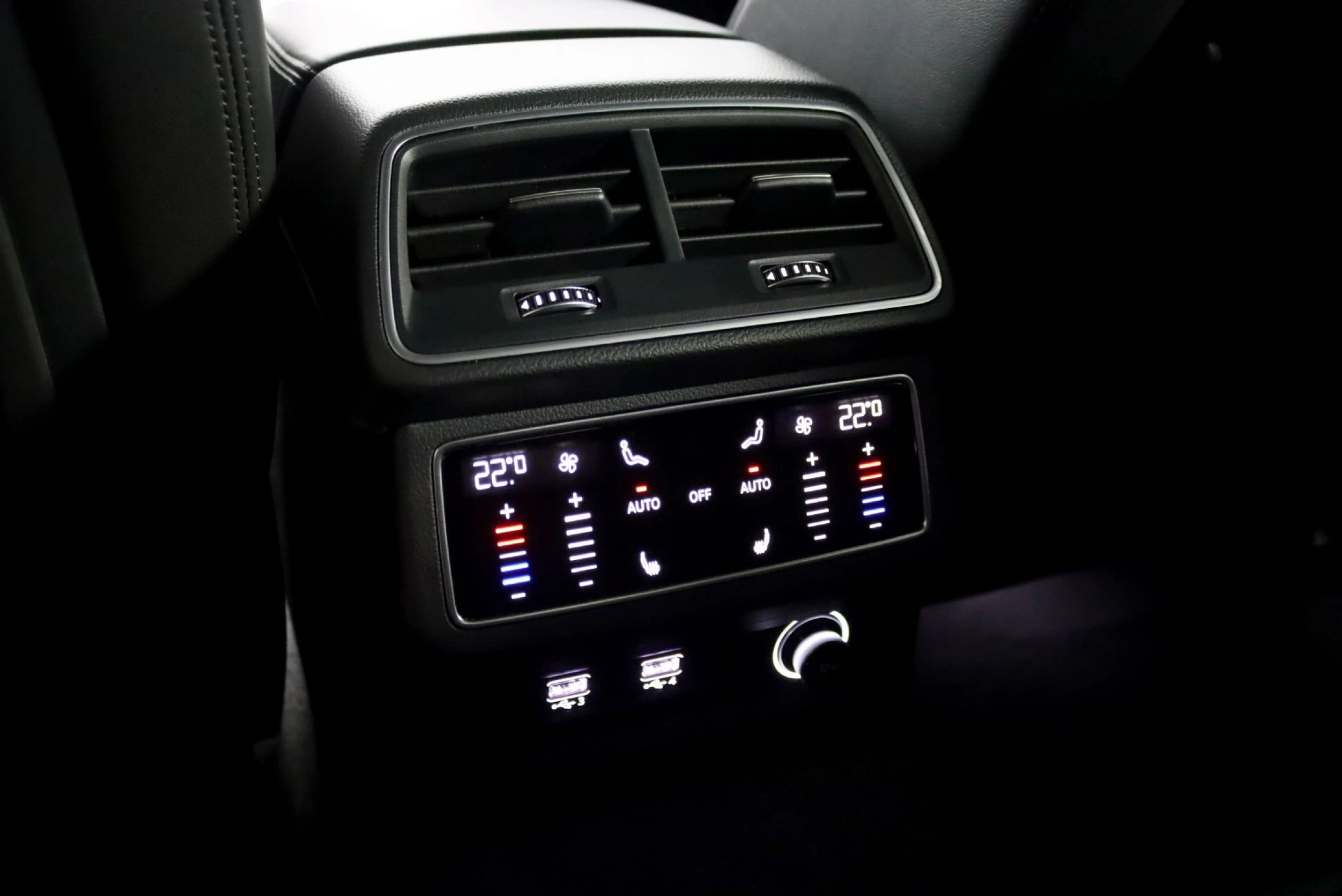 Audi A7 Sportback 50 TDI V6 quattro S-line Tiptronic 36