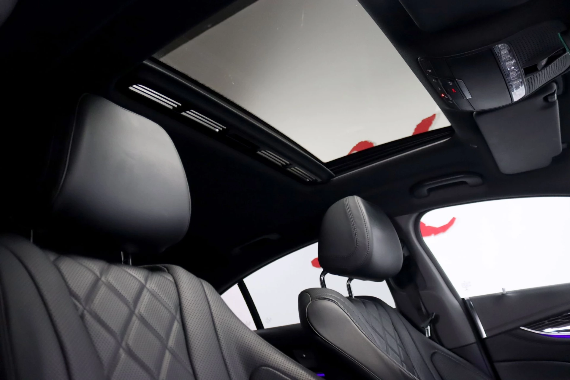Mercedes-Benz CLS 53 AMG 4Matic+ 33