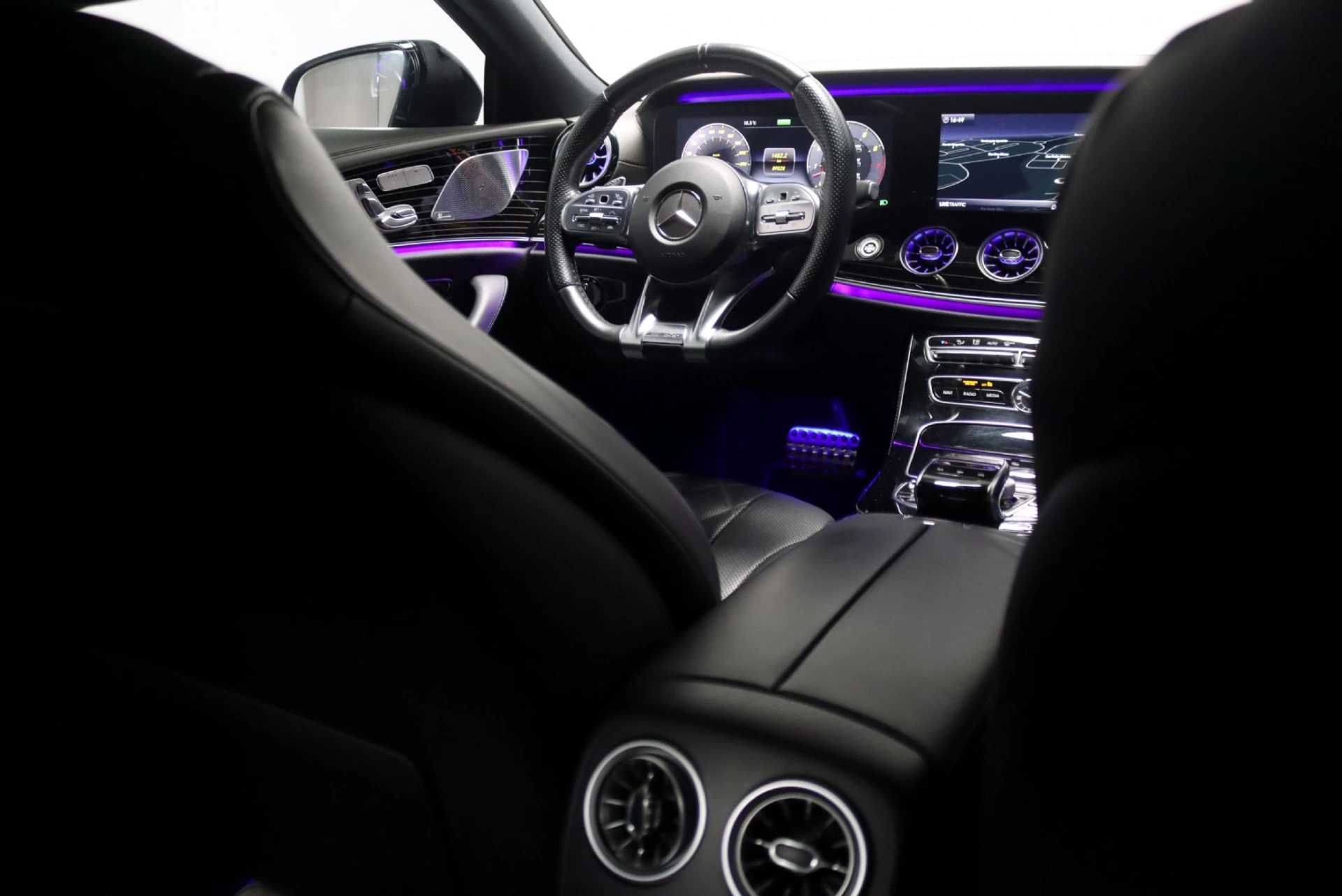 Mercedes-Benz CLS 53 AMG 4Matic+ 43