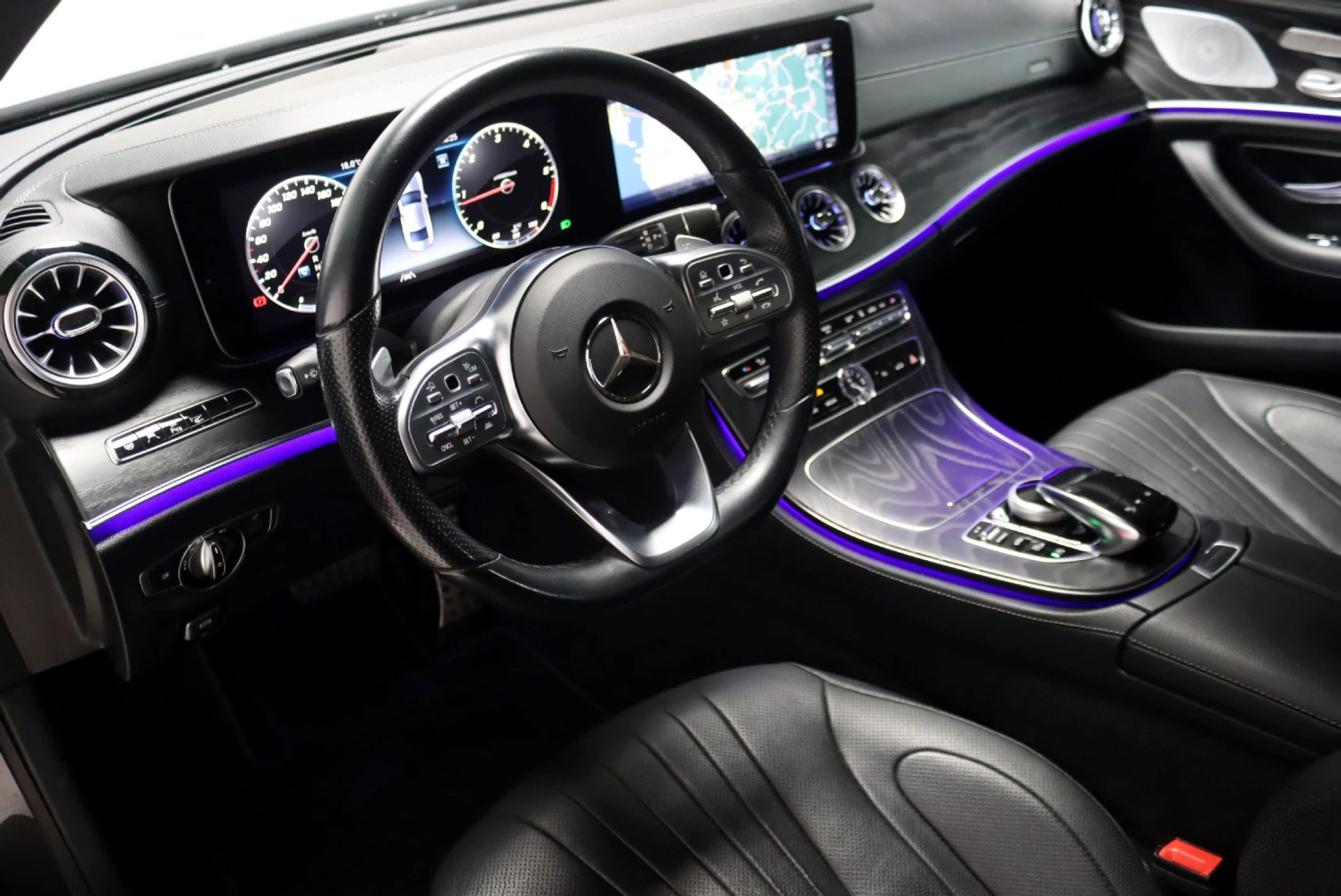 Mercedes-Benz CLS 220 d 9G-TRONIC AMG Line 24
