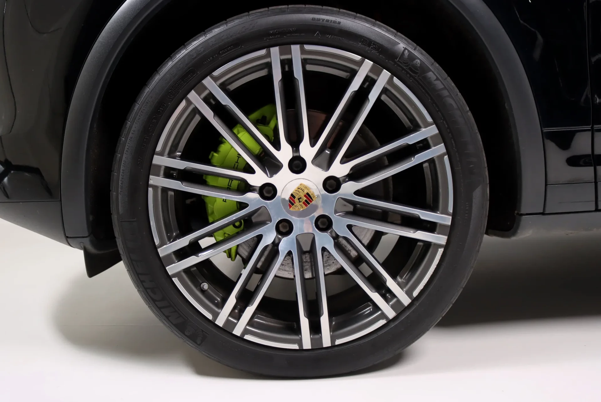 Porsche Cayenne S 6