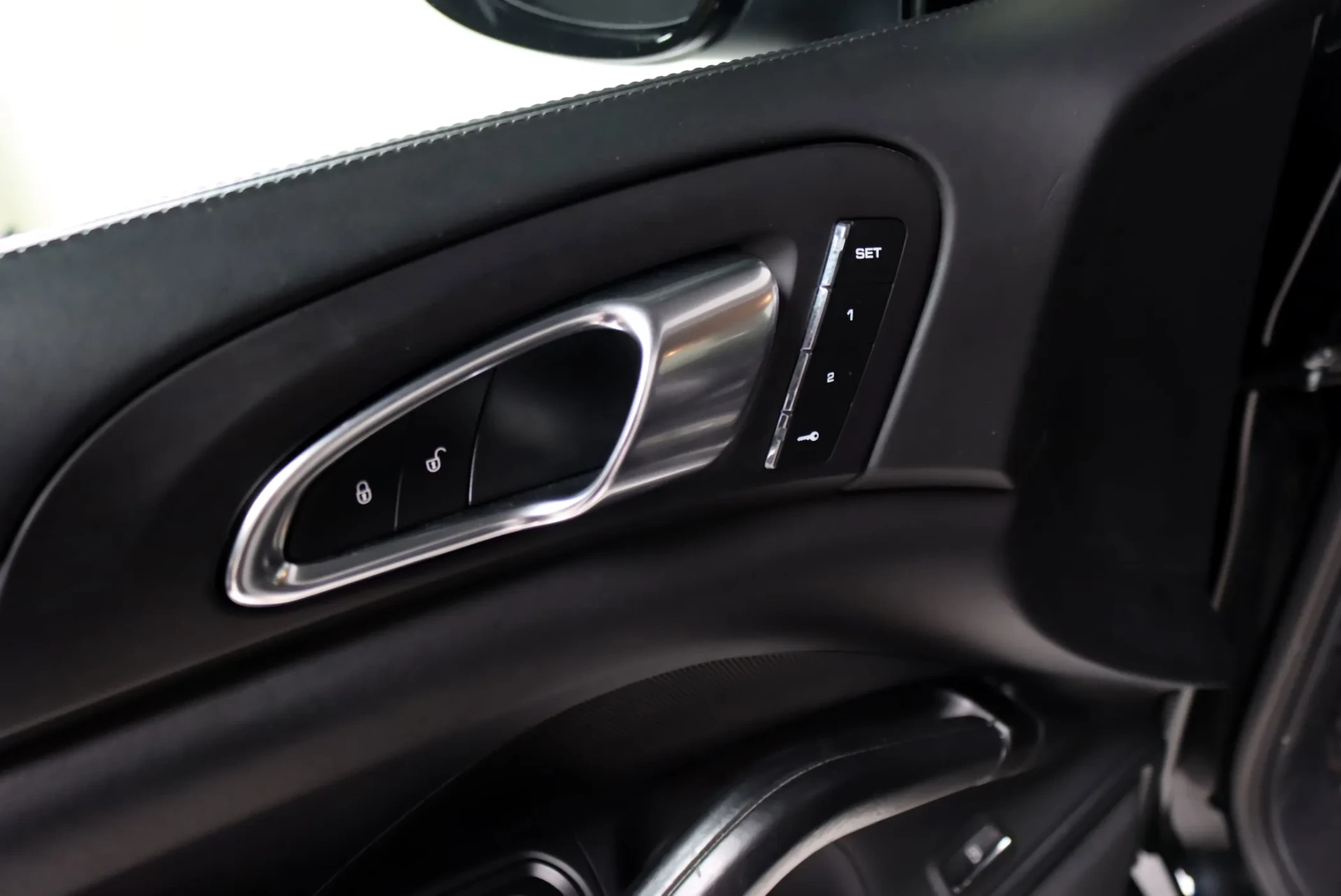 Porsche Cayenne S 11