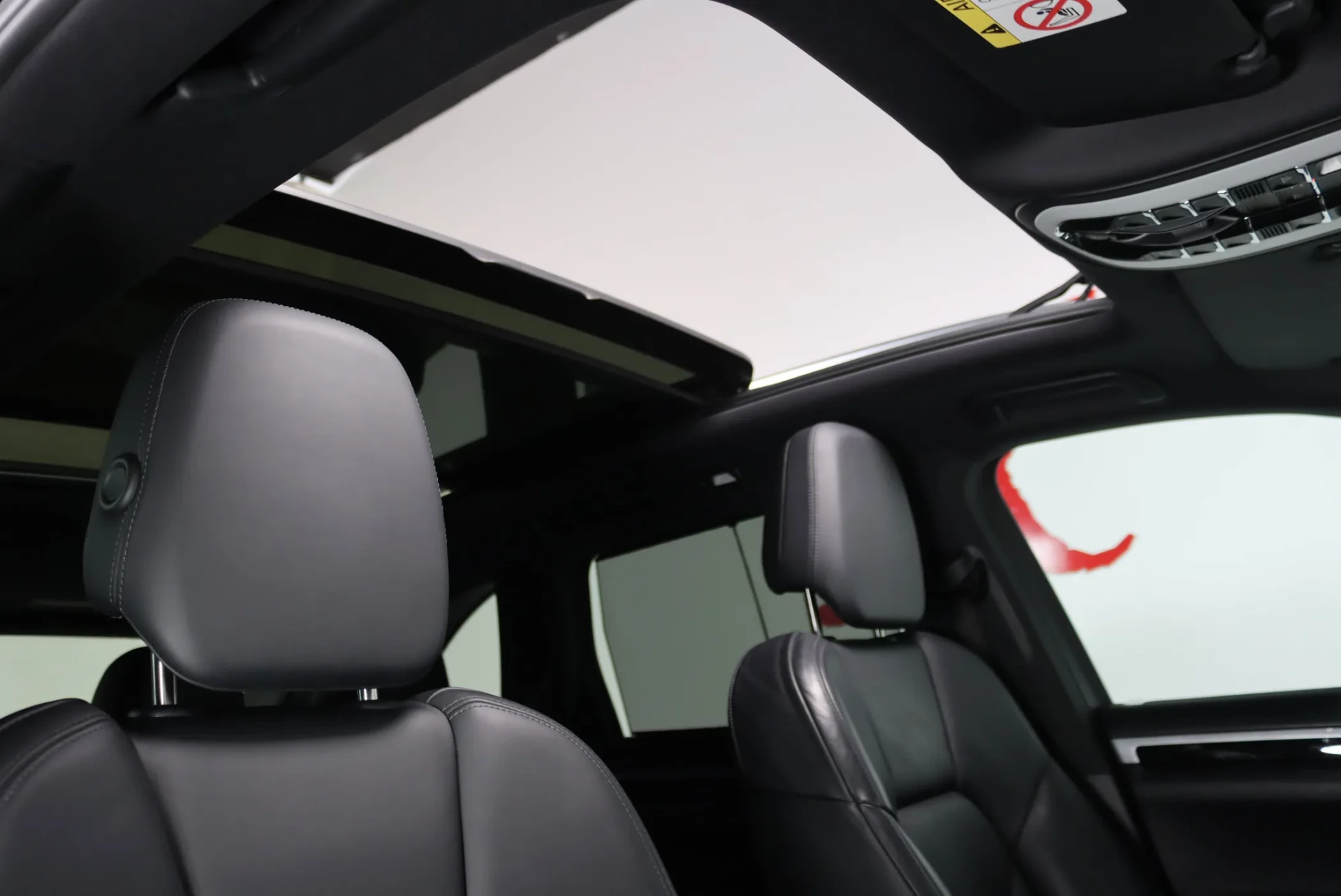 Porsche Cayenne S 23
