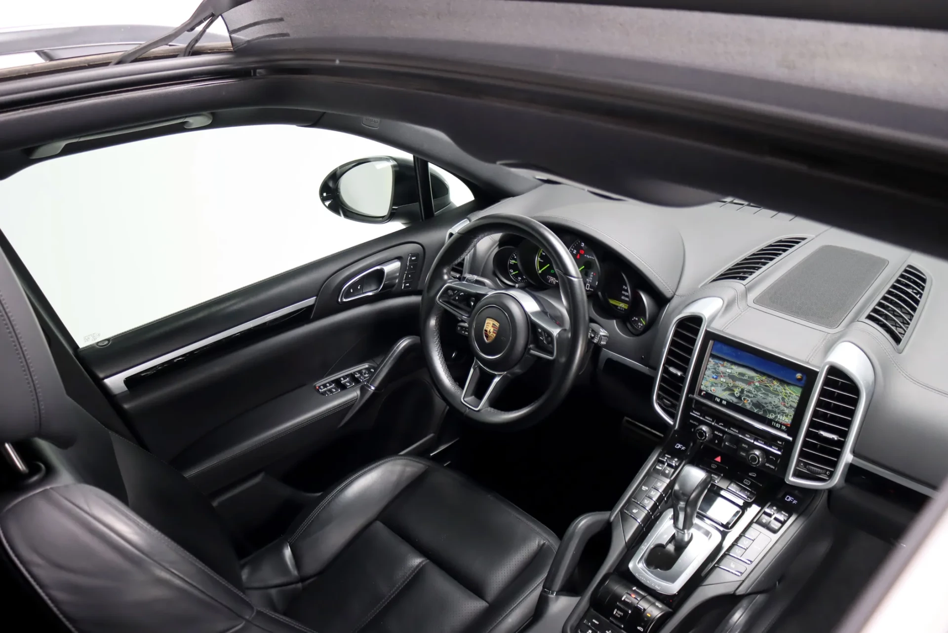 Porsche Cayenne S 24
