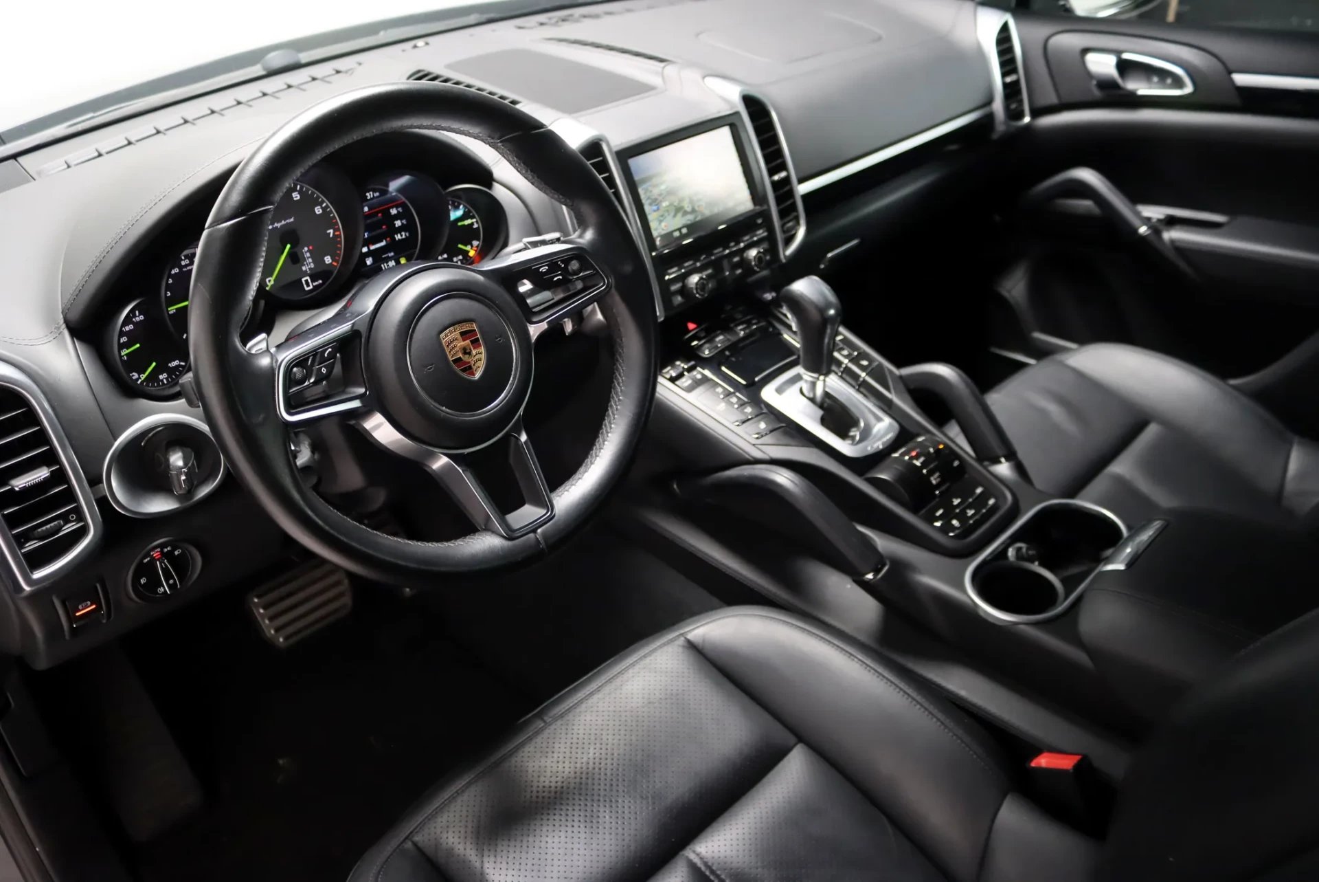 Porsche Cayenne S 27