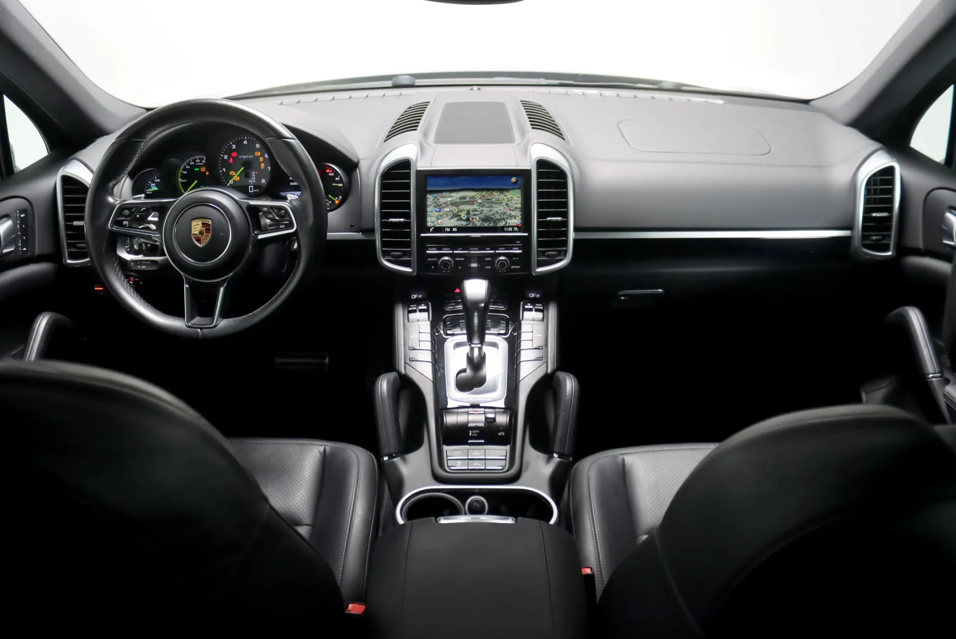 Porsche Cayenne S 29