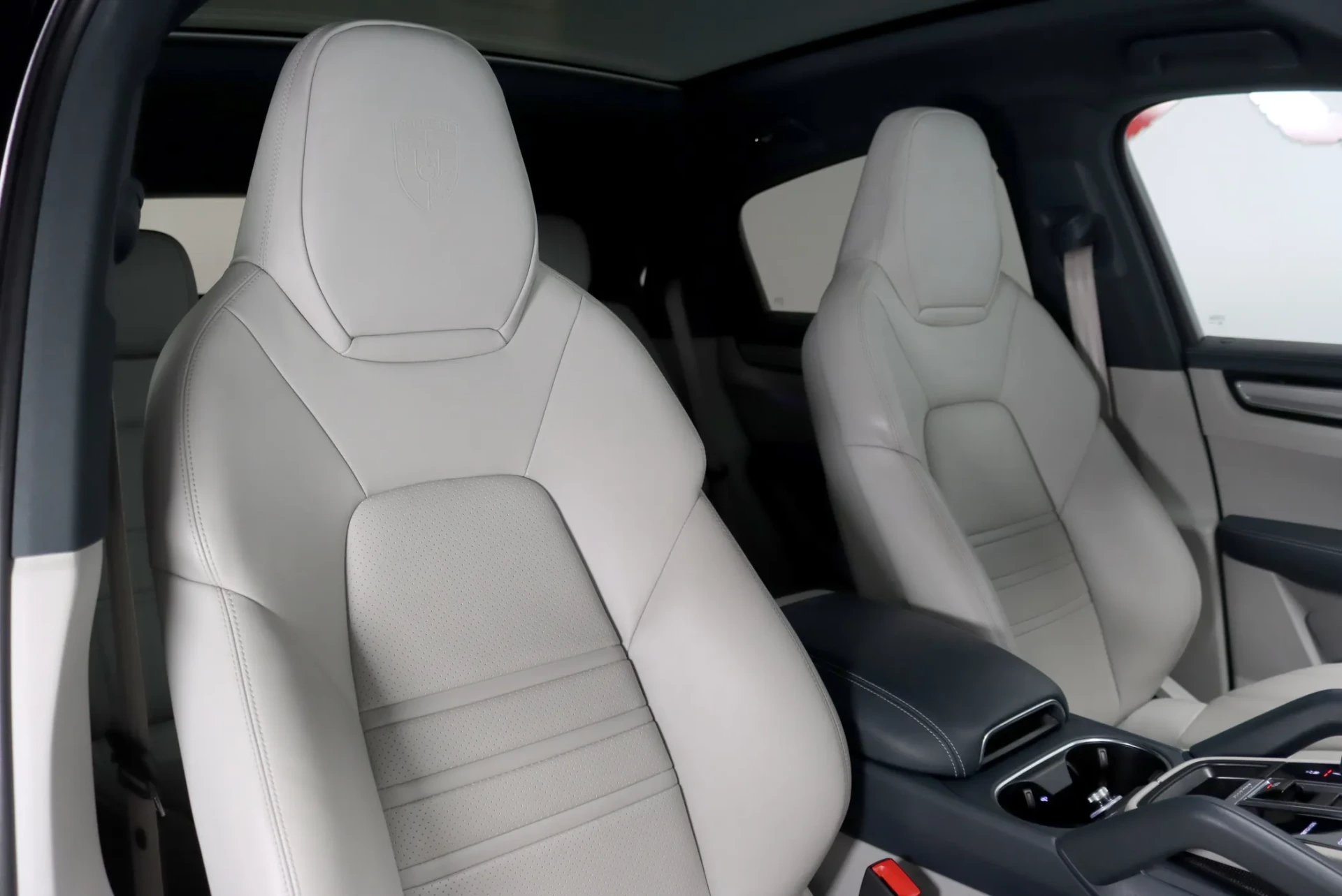 Porsche Cayenne Coupé E-Hybrid Platinum Edition 40