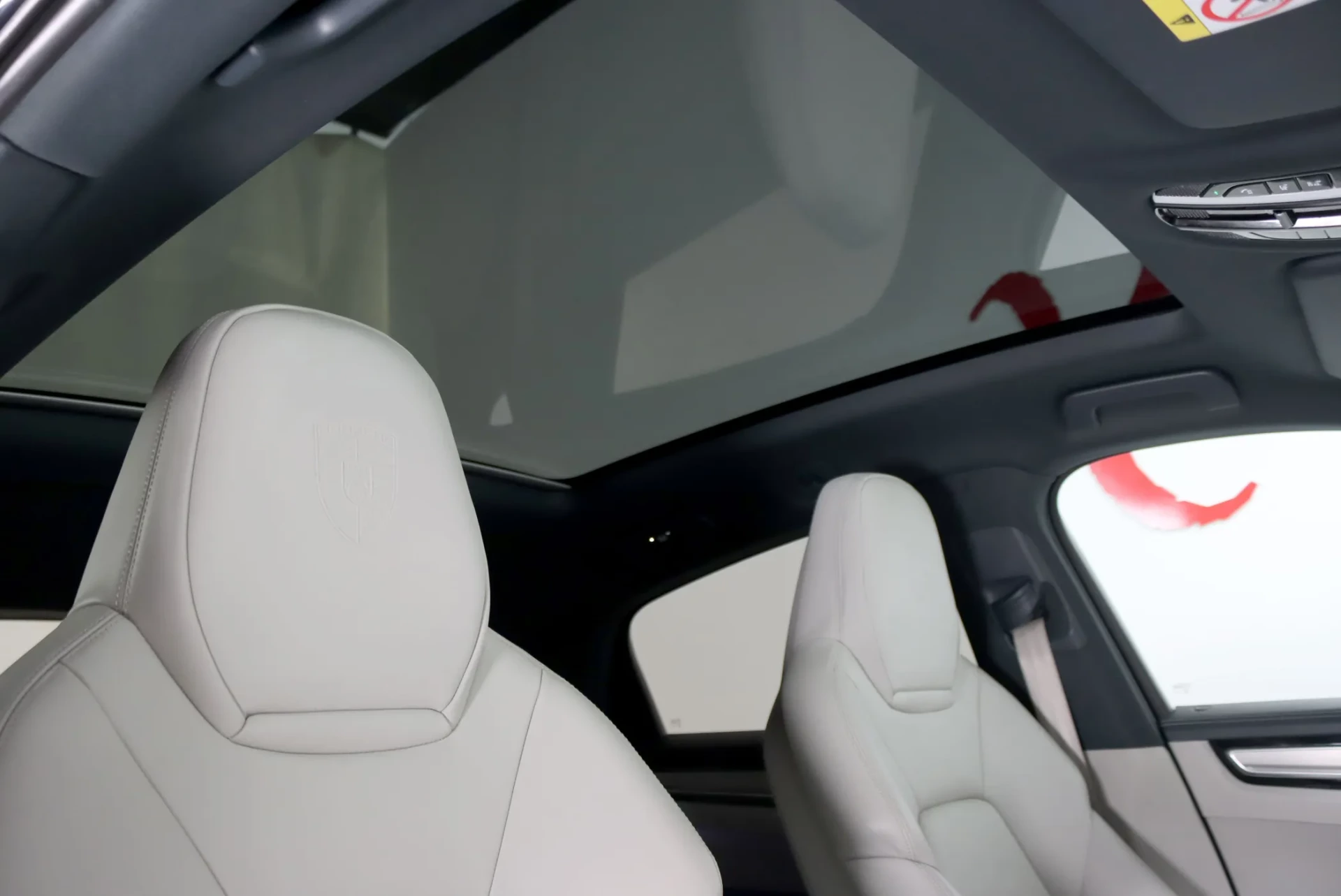 Porsche Cayenne Coupé E-Hybrid Platinum Edition 42