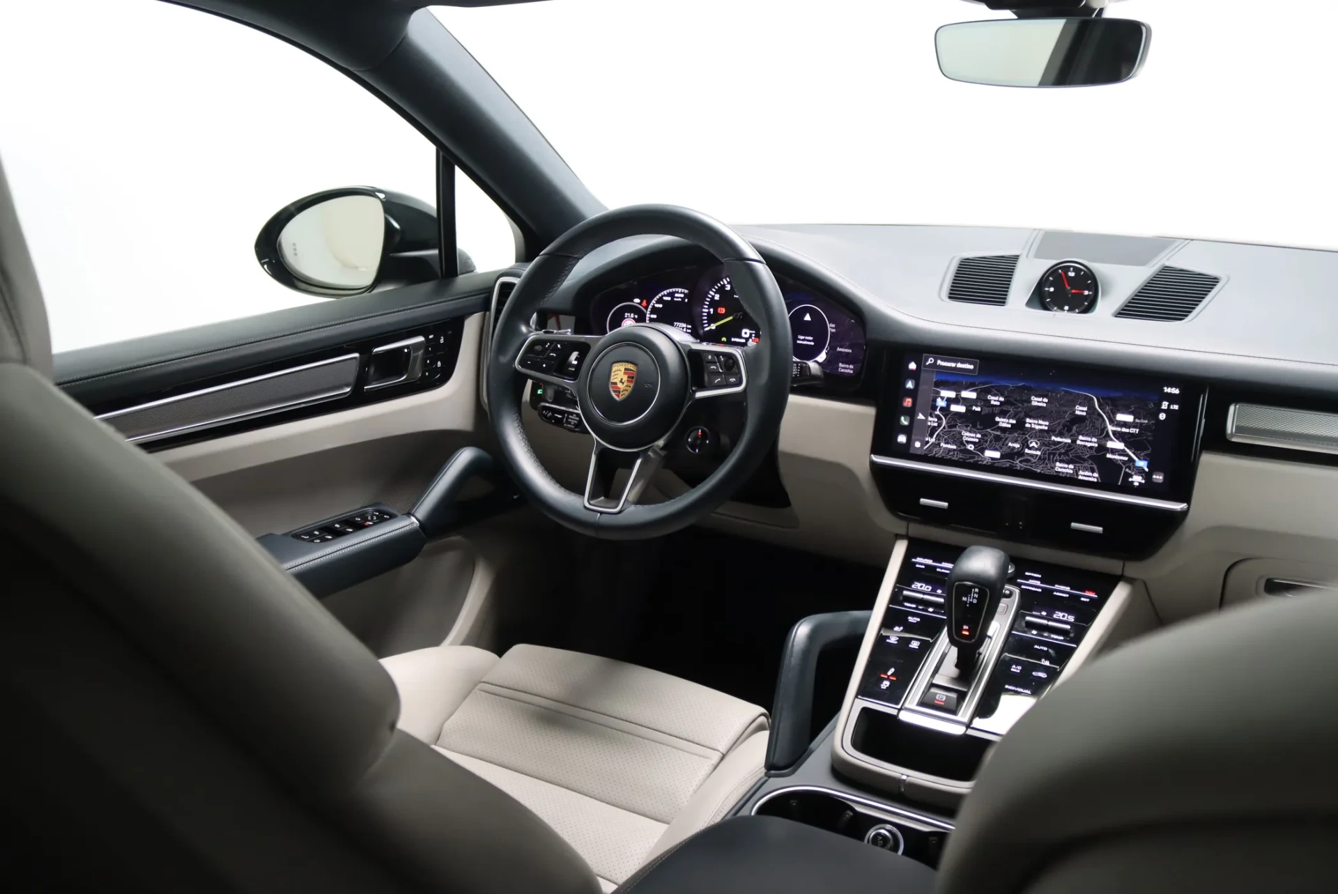Porsche Cayenne Coupé E-Hybrid Platinum Edition 44