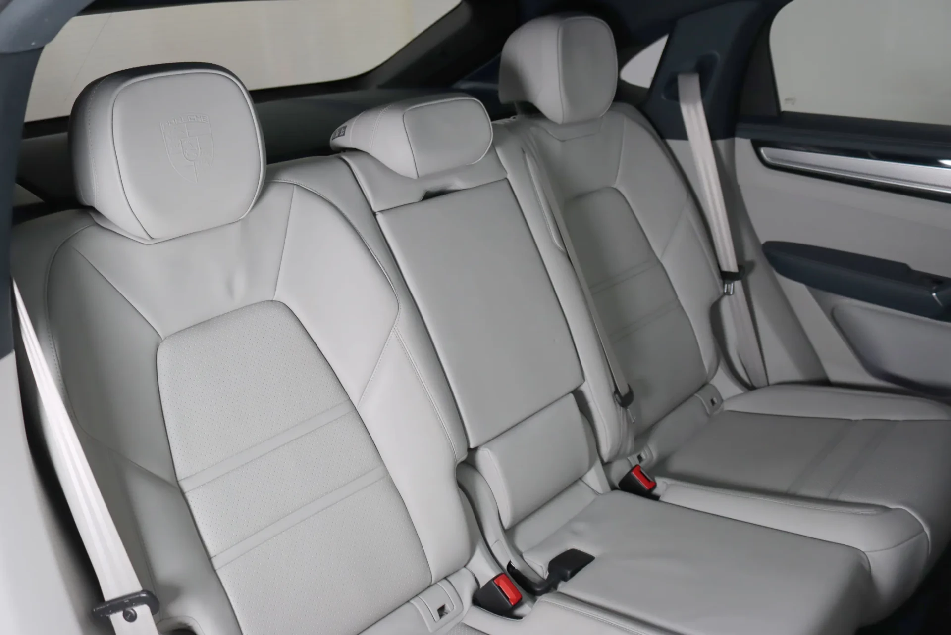Porsche Cayenne Coupé E-Hybrid Platinum Edition 45