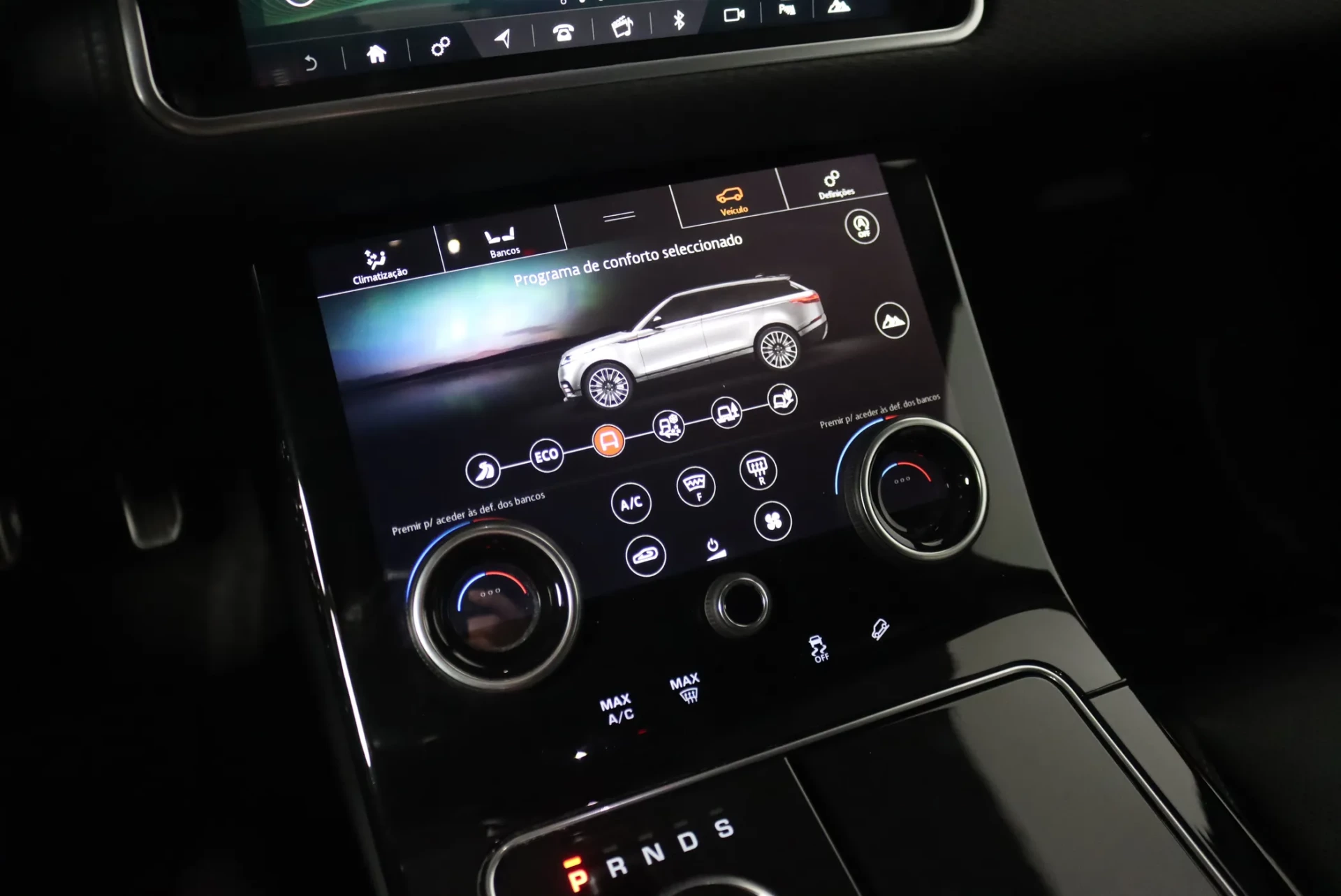 Land Rover Range Rover Velar 3.0d R-Dynamic 22