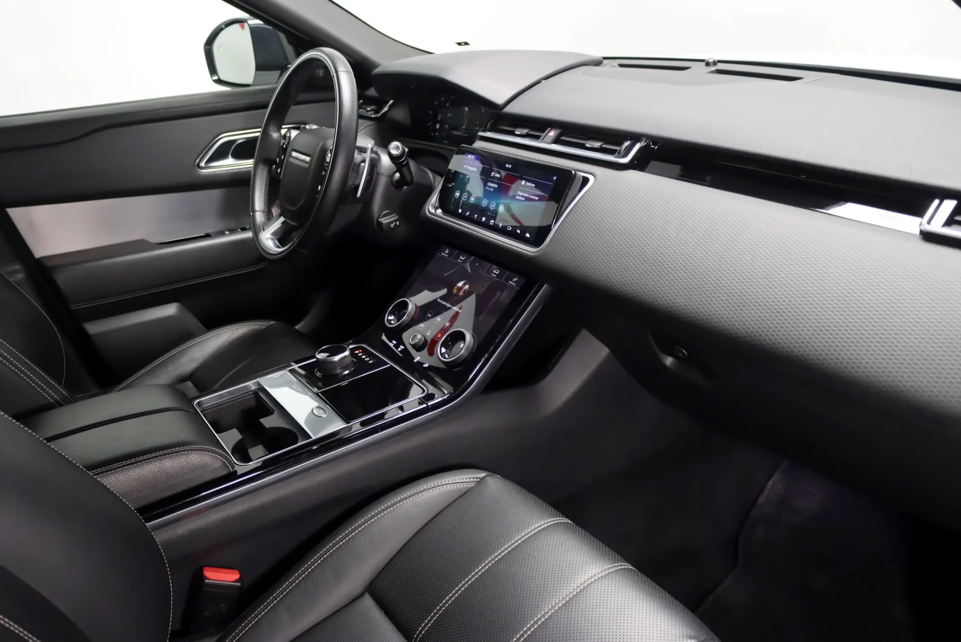 Land Rover Range Rover Velar 3.0d R-Dynamic 33