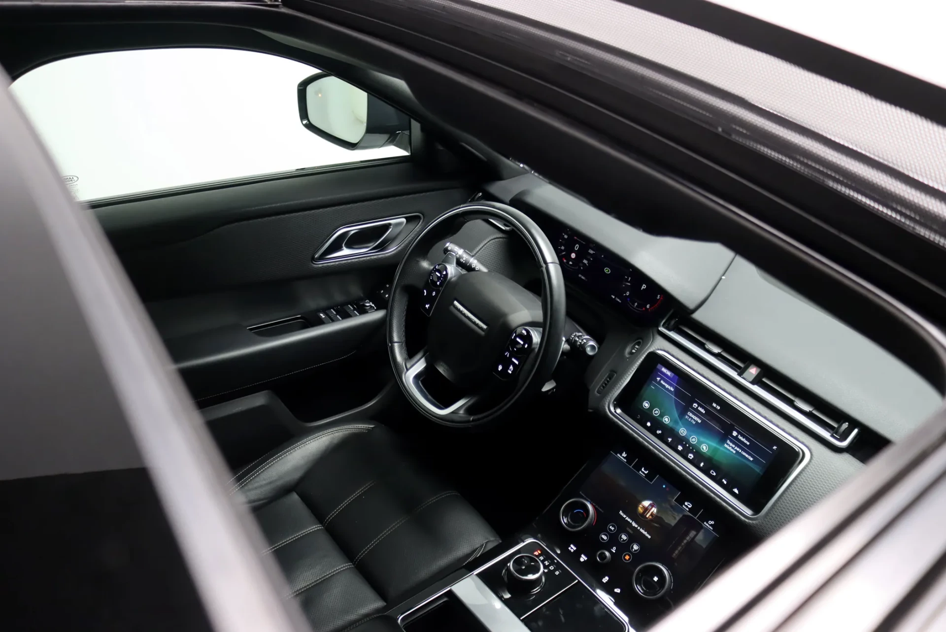 Land Rover Range Rover Velar 3.0d R-Dynamic 37
