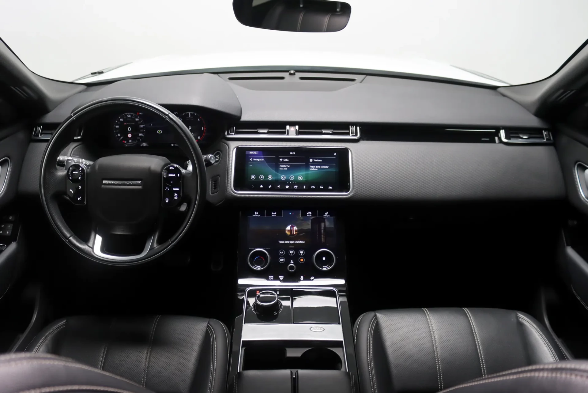 Land Rover Range Rover Velar 3.0d R-Dynamic 38