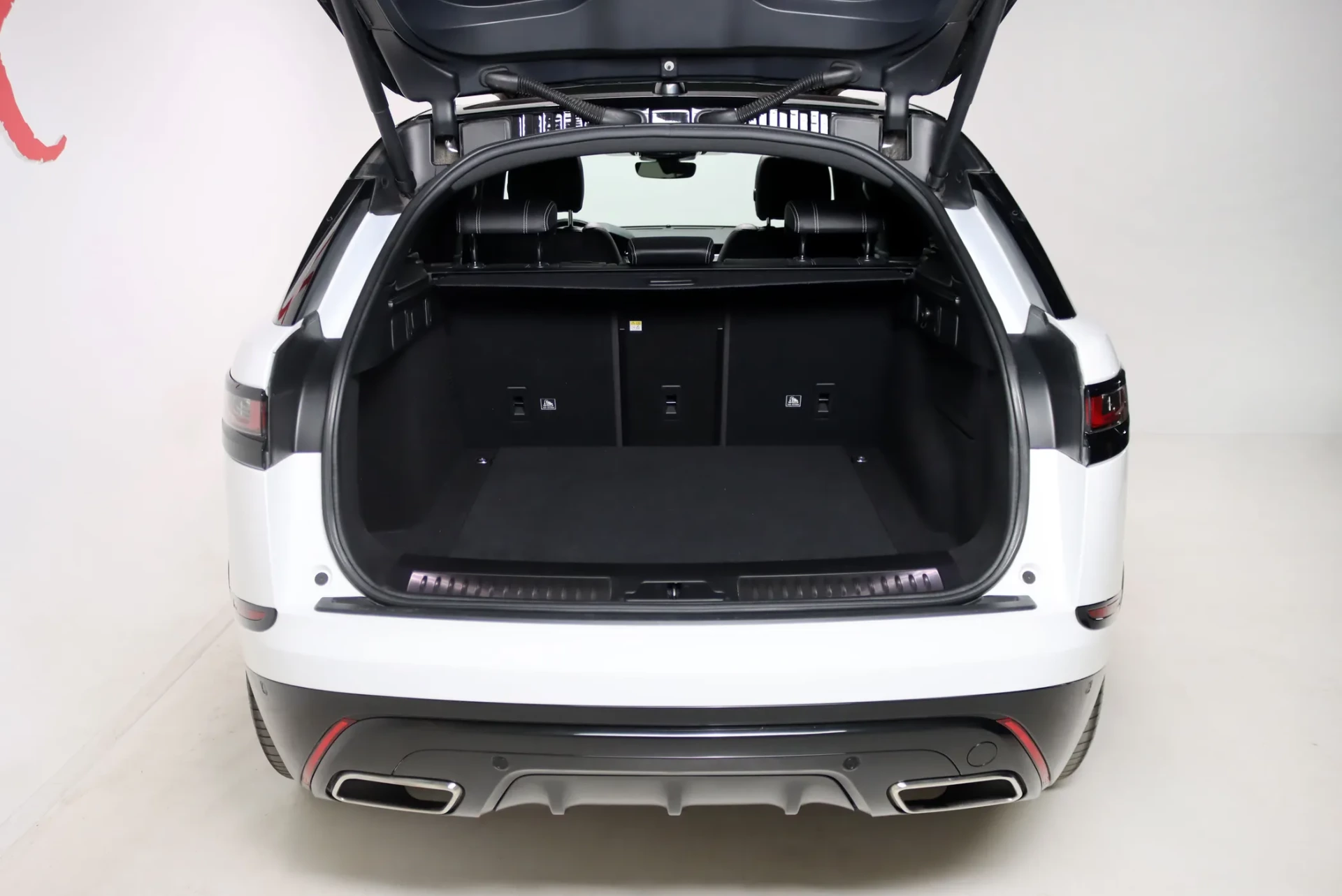 Land Rover Range Rover Velar 3.0d R-Dynamic 44