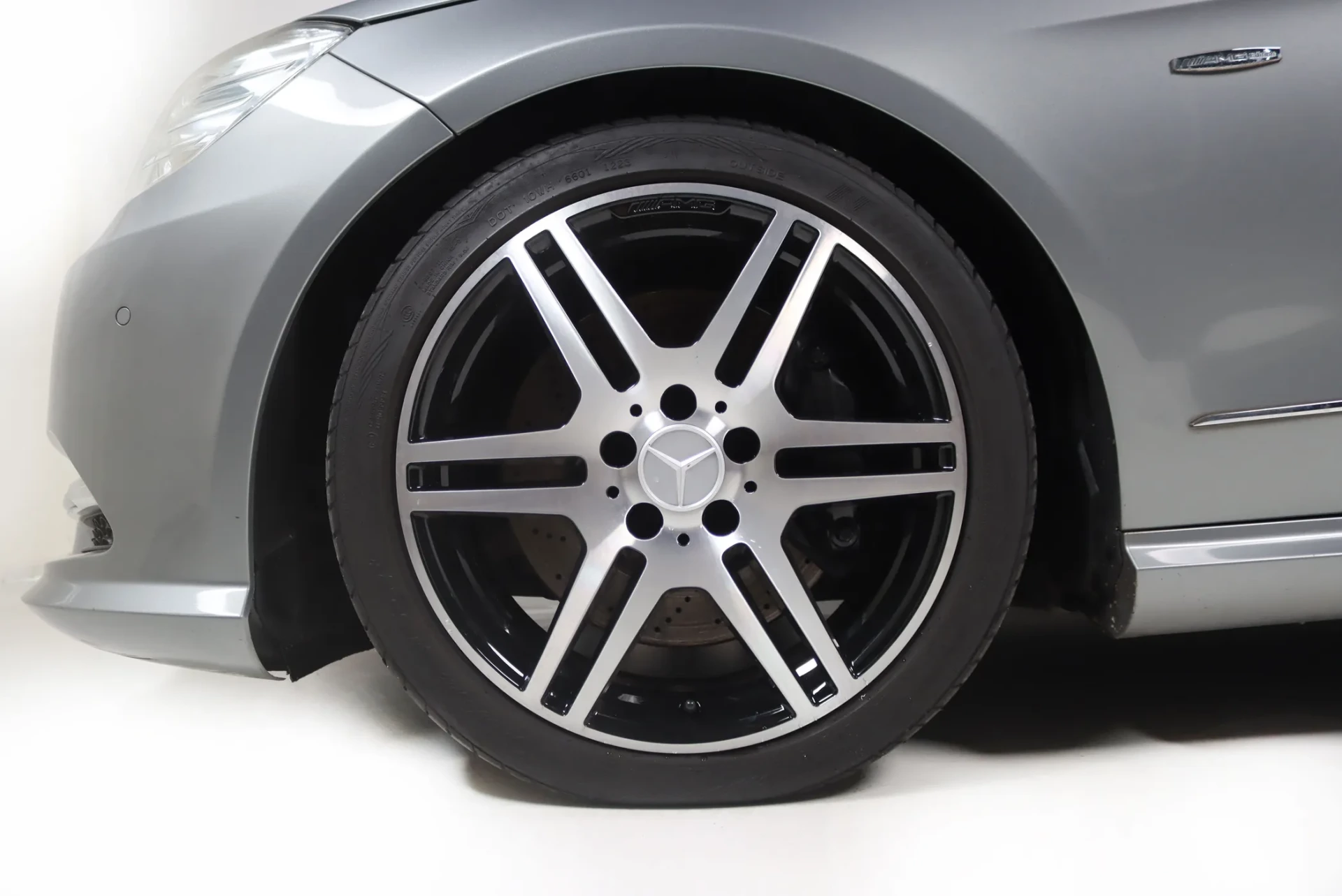 Mercedes-Benz E 350 CDi Avantgarde BlueEfficiency 5
