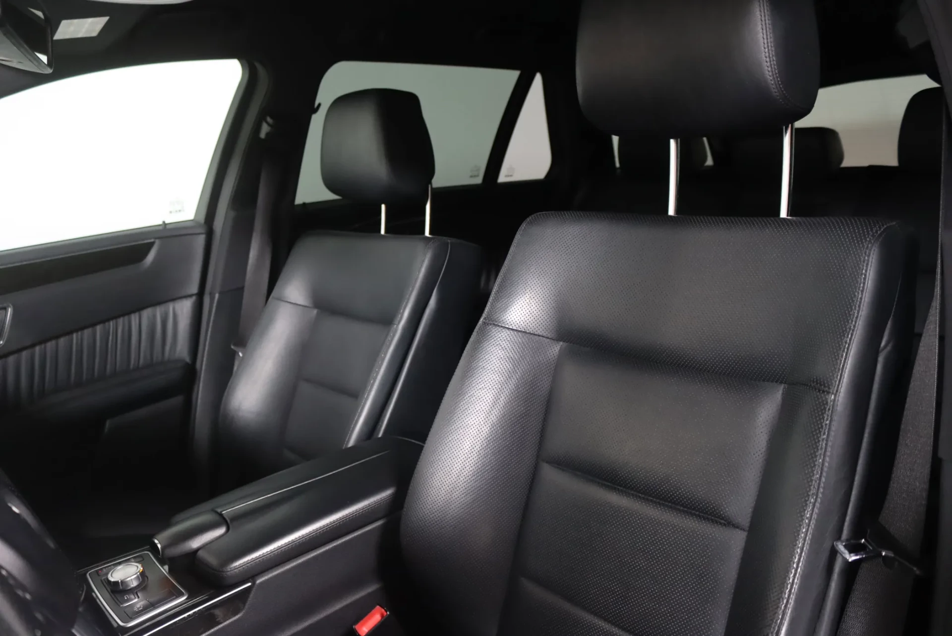 Mercedes-Benz E 350 CDi Avantgarde BlueEfficiency 16