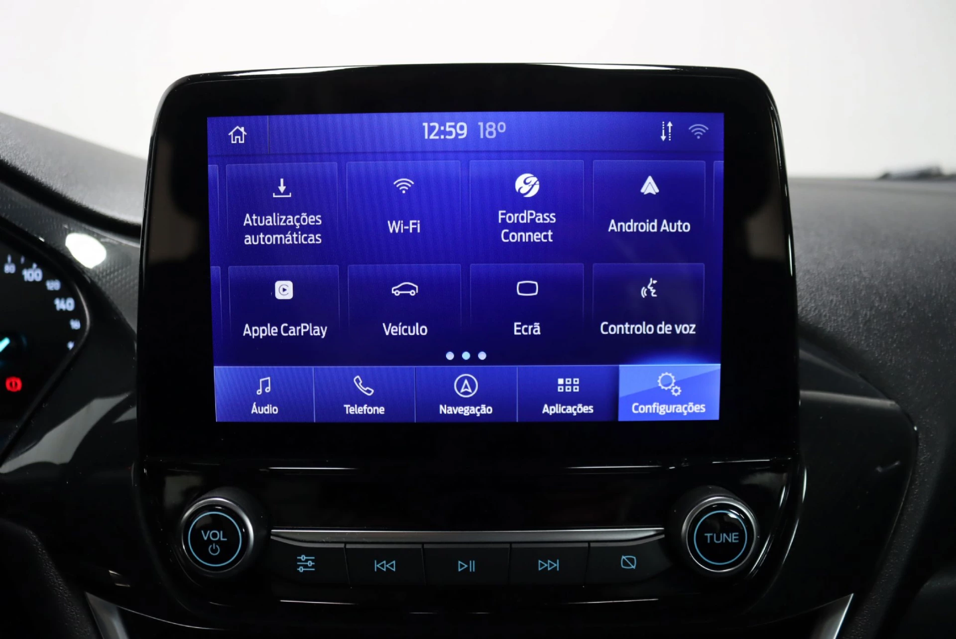 Ford Puma 1.0 EcoBoost Hybrid TITANIUM 27