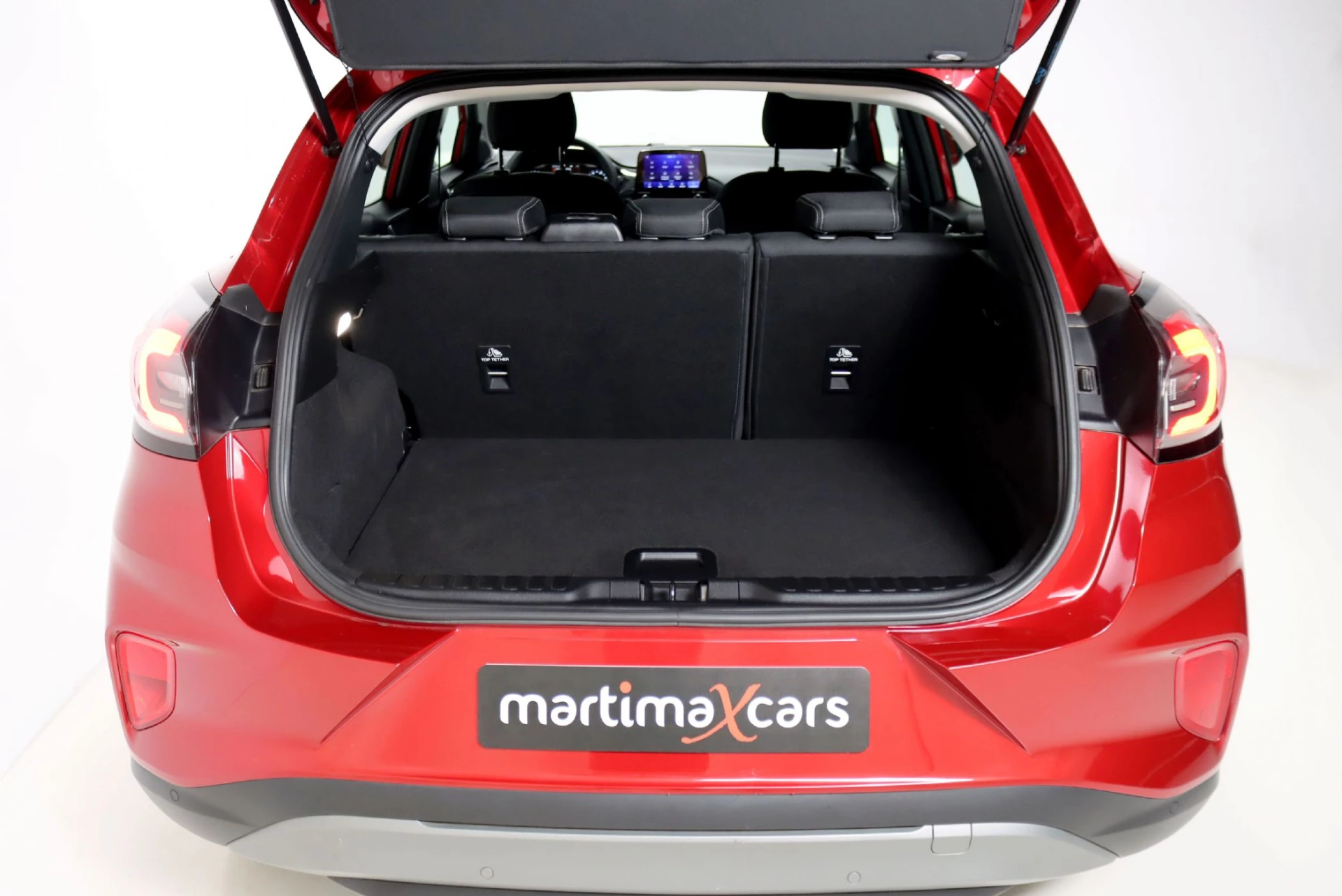 Ford Puma 1.0 EcoBoost Hybrid TITANIUM 37