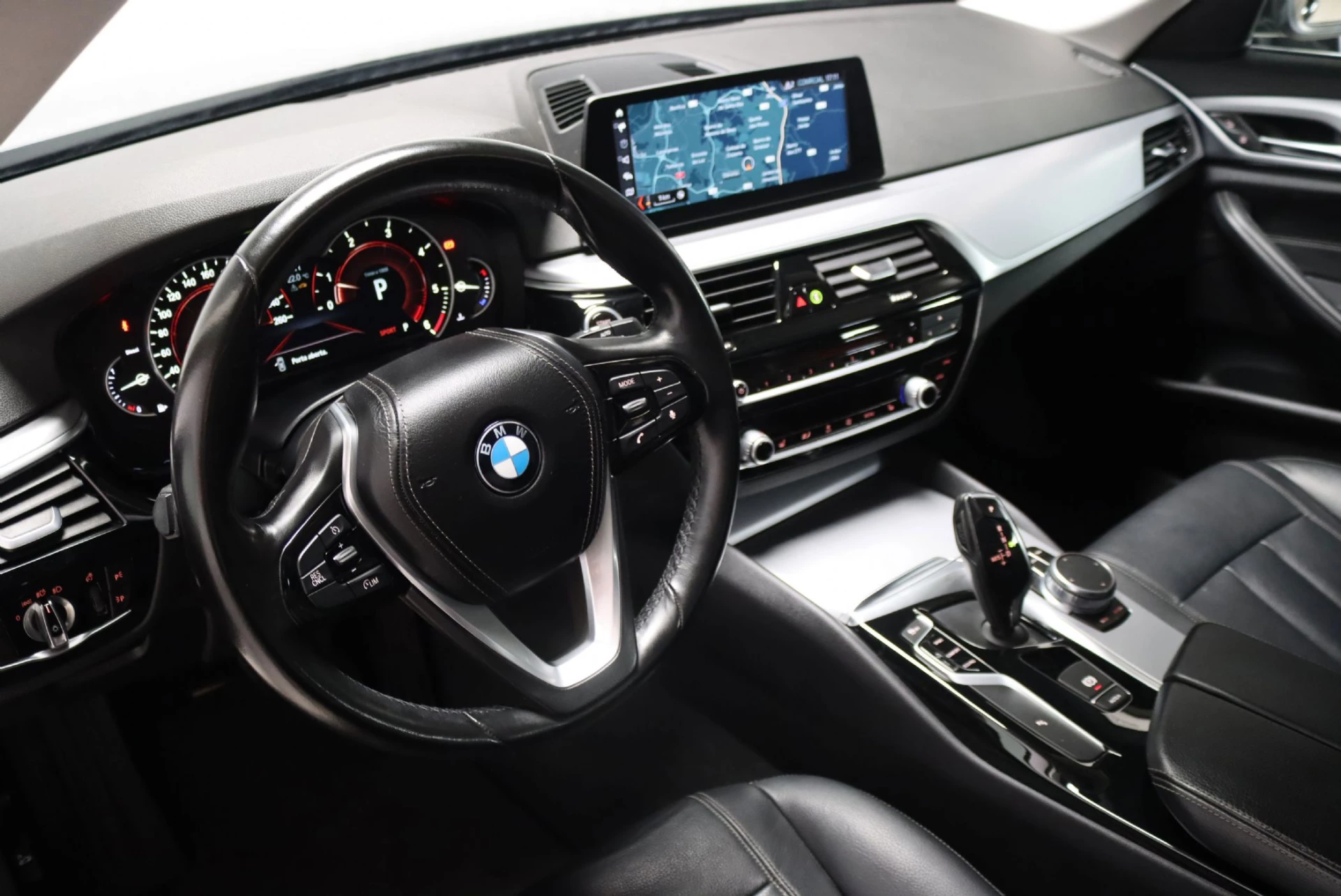 BMW 520 d Auto 23