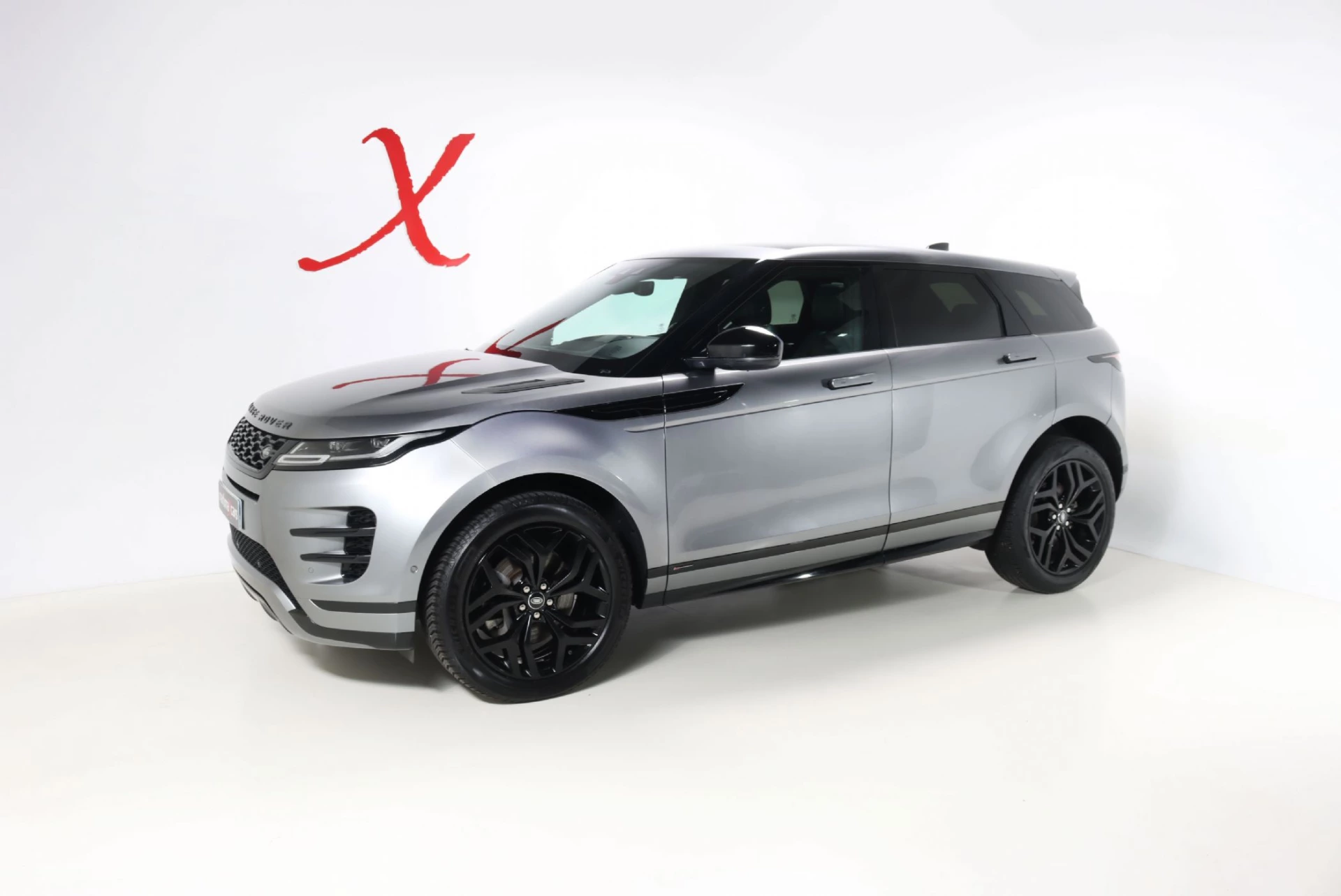 Land Rover Range Rover Evoque 2.0 D150 AWD R-Dynamic SE Auto 2
