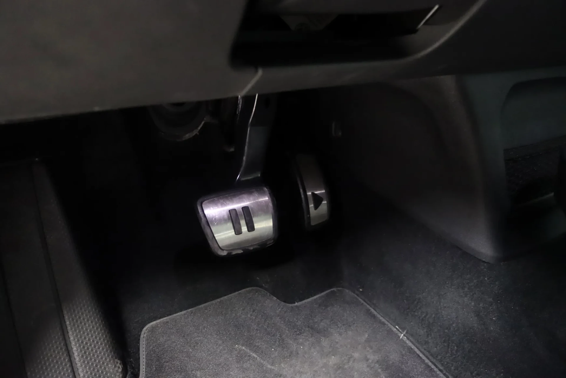 Volkswagen ID.3 Performance Upgrade Pro 1st 13