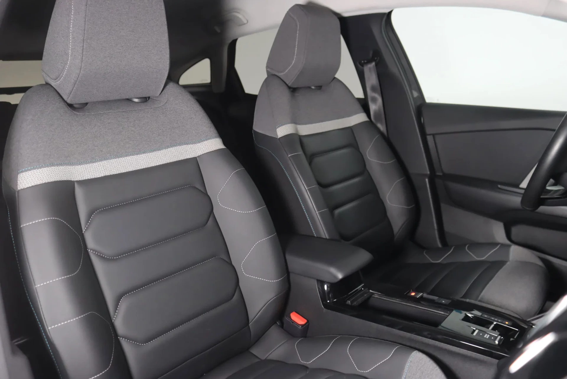Citroen e-C4 50 kWh Shine 5