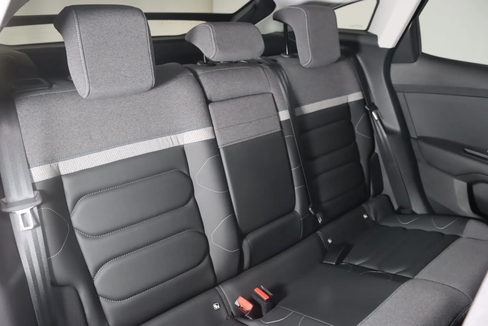 Citroen e-C4 50 kWh Shine 6