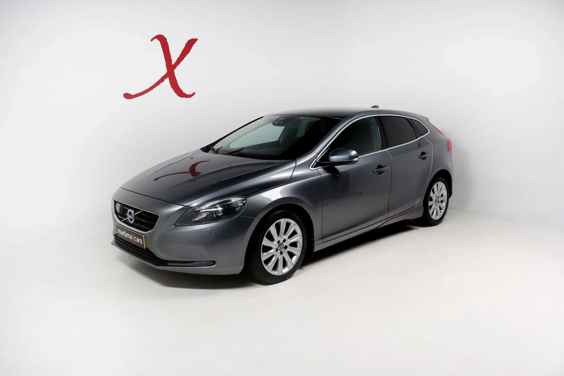 Volvo V40 1.6 D2 R-Design 2