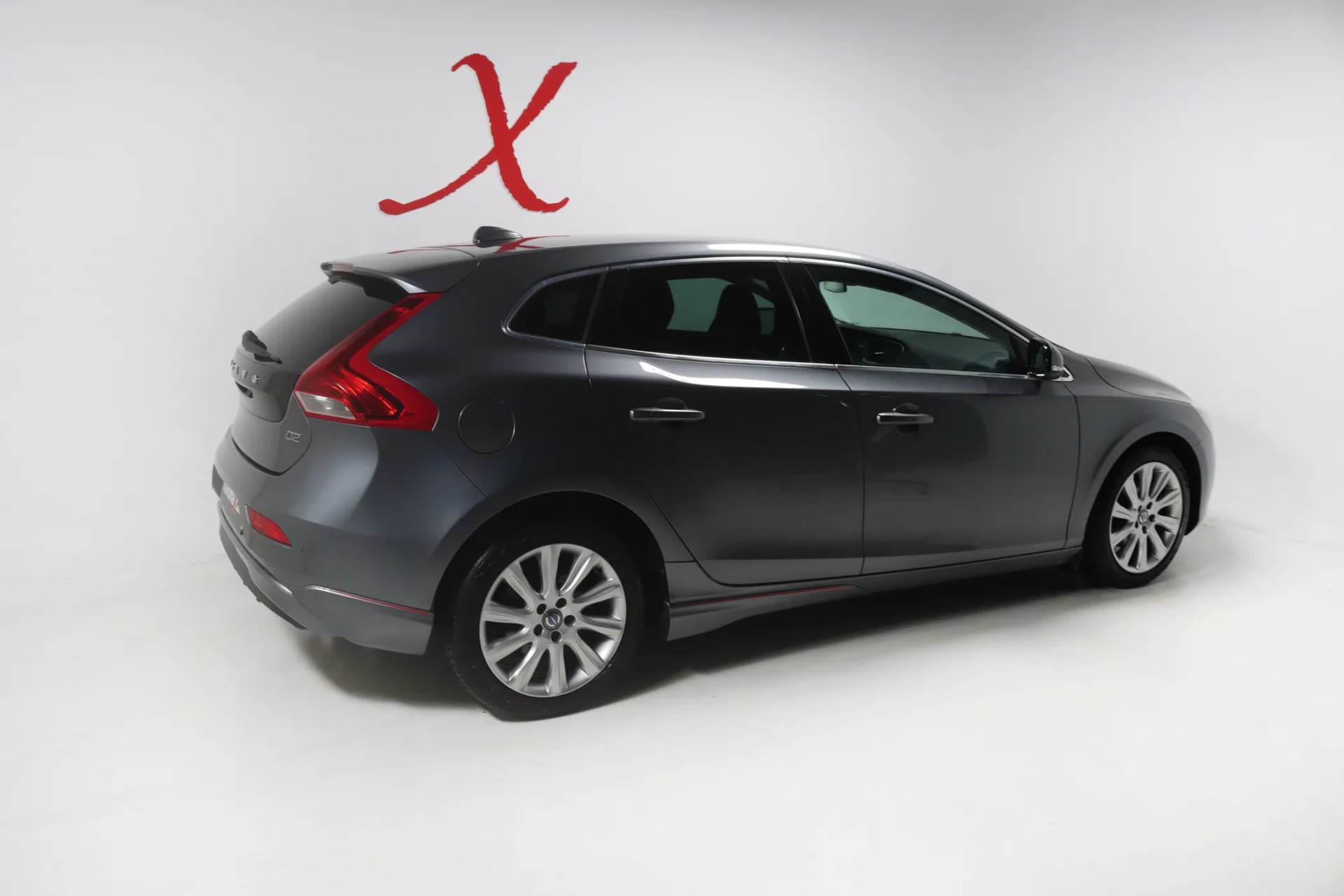 Volvo V40 1.6 D2 R-Design 7