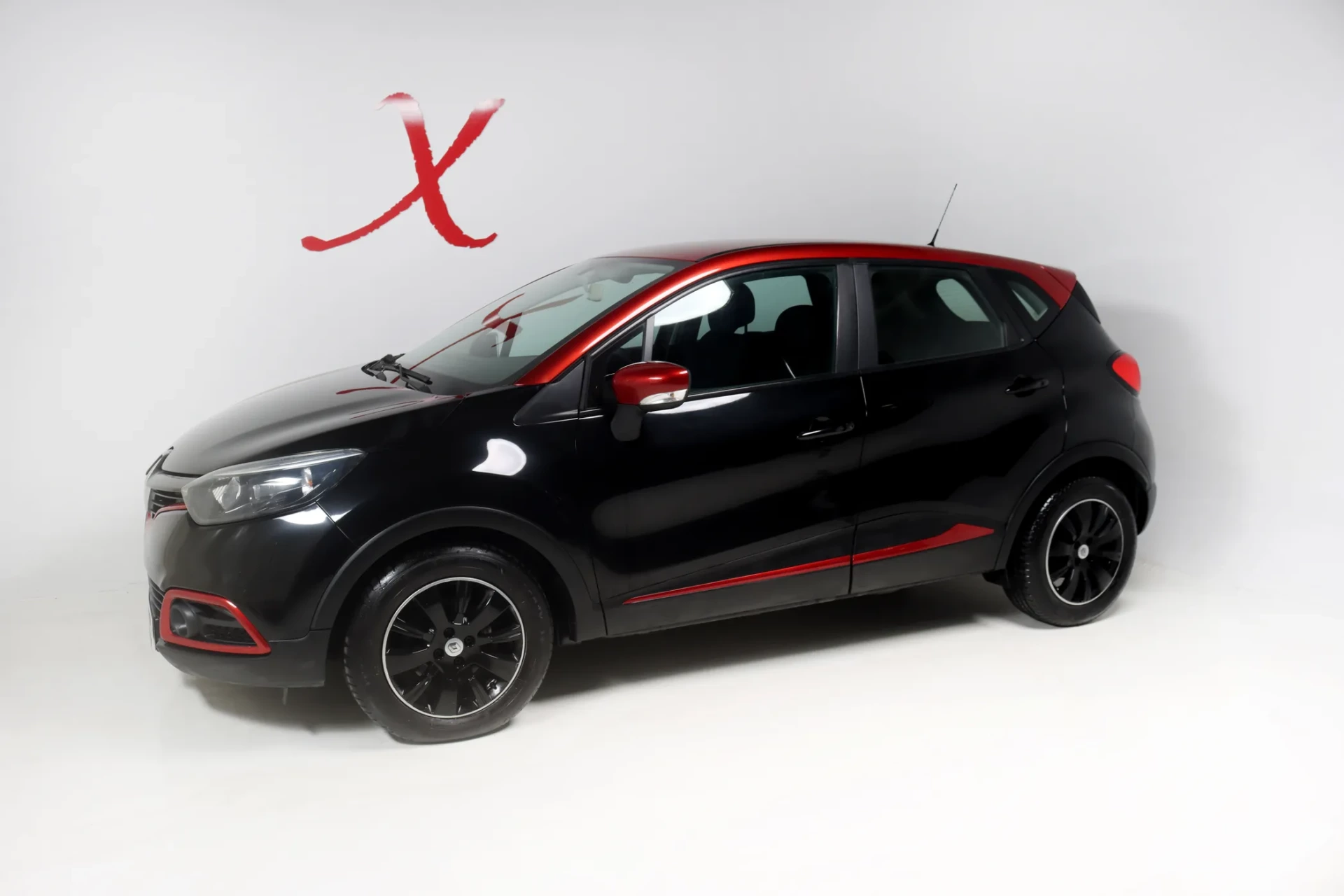 Renault Captur 1.5 dCi Red Edition 3