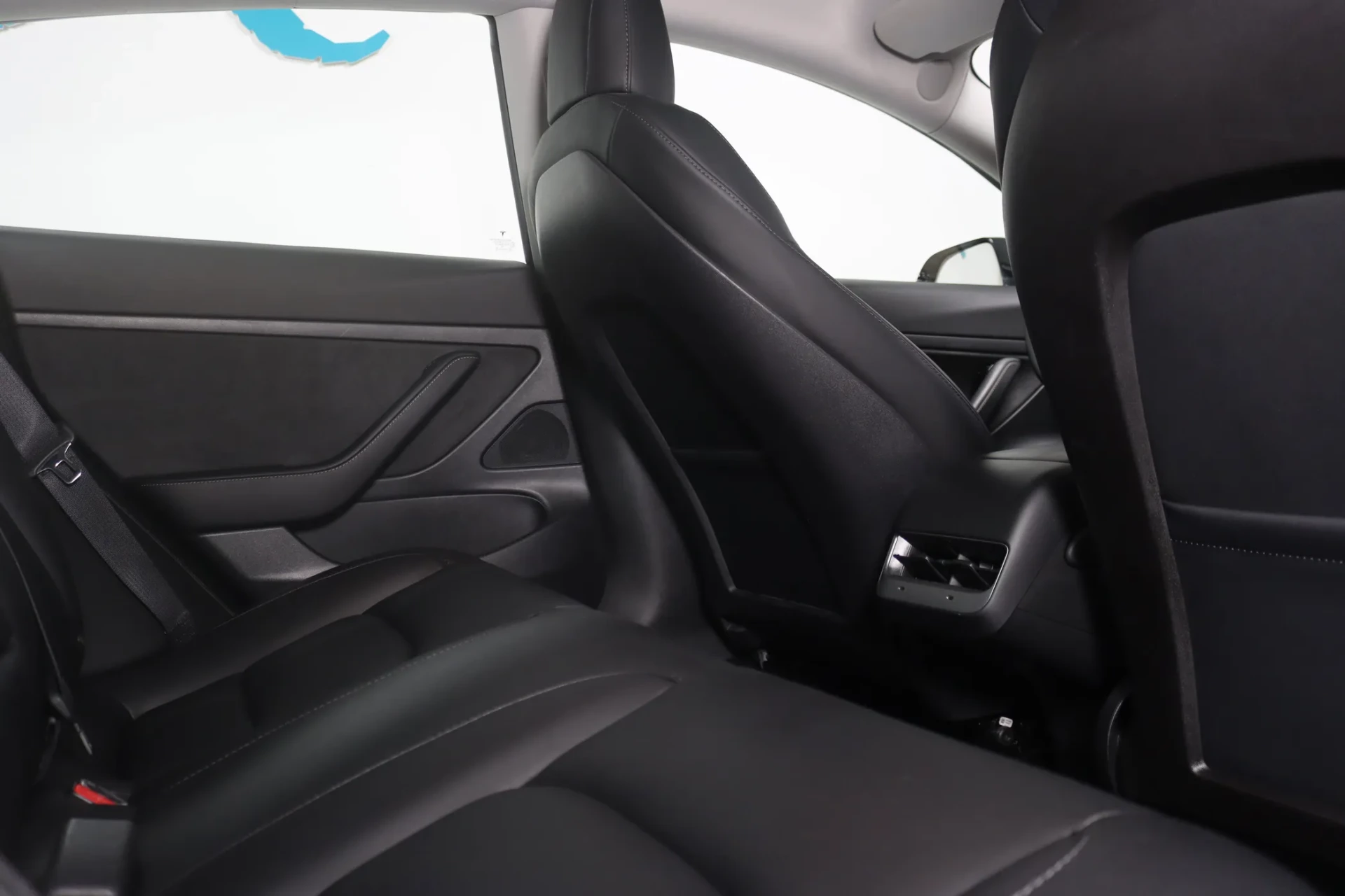 Tesla Model 3 Standard Range Plus RWD 12