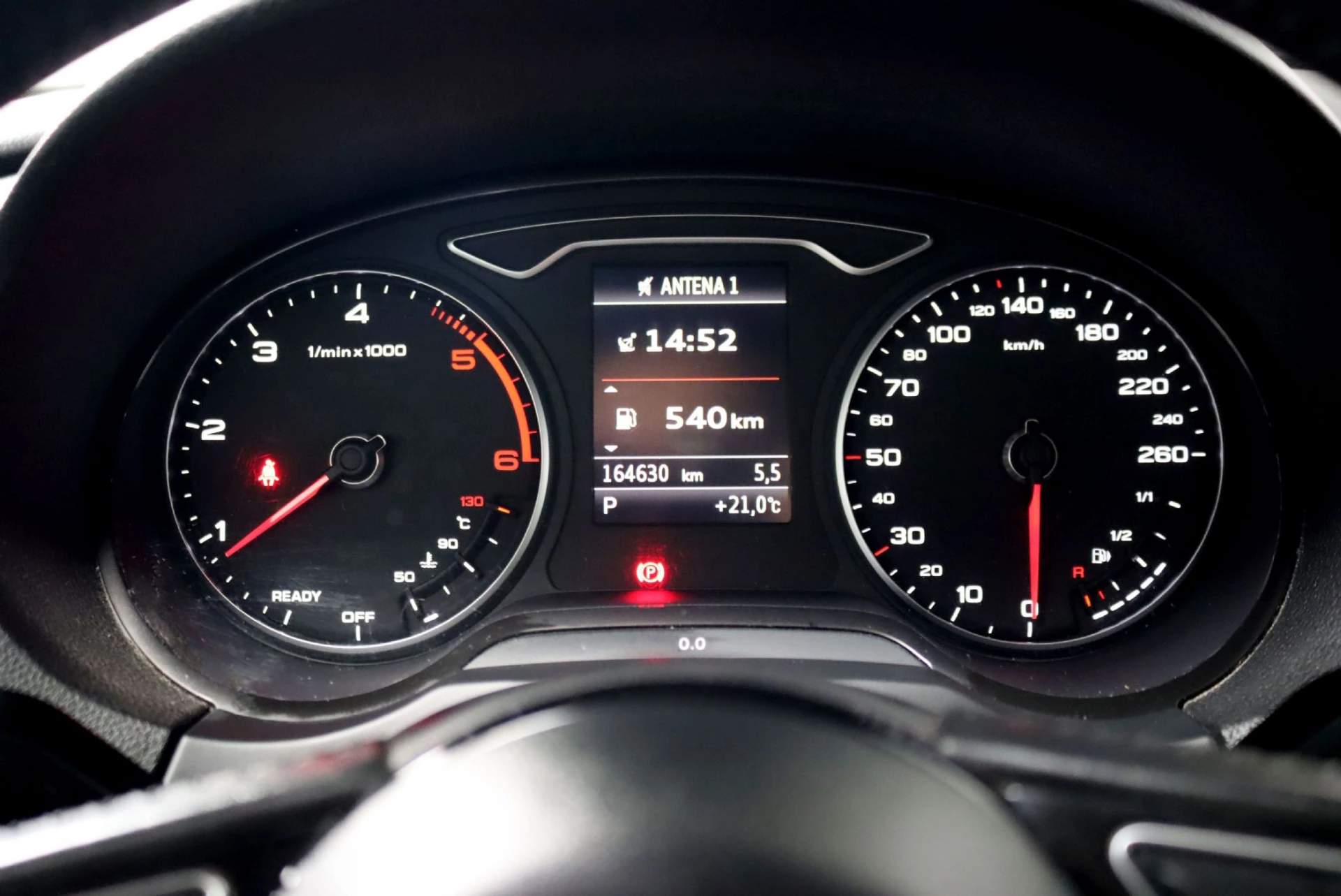Audi A3 Sportback 1.6 TDi S-line S tronic 10