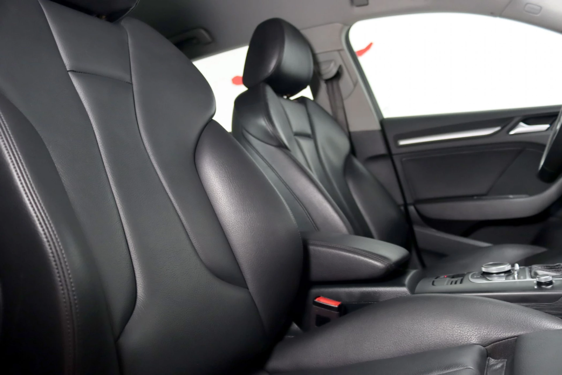 Audi A3 Sportback 1.6 TDi S-line S tronic 15