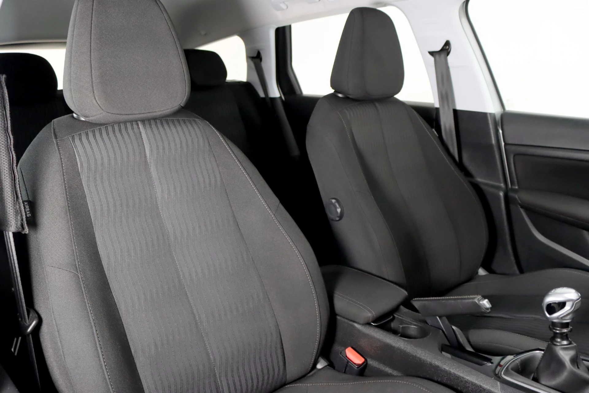 Peugeot 308 1.6 BlueHDi Style 13