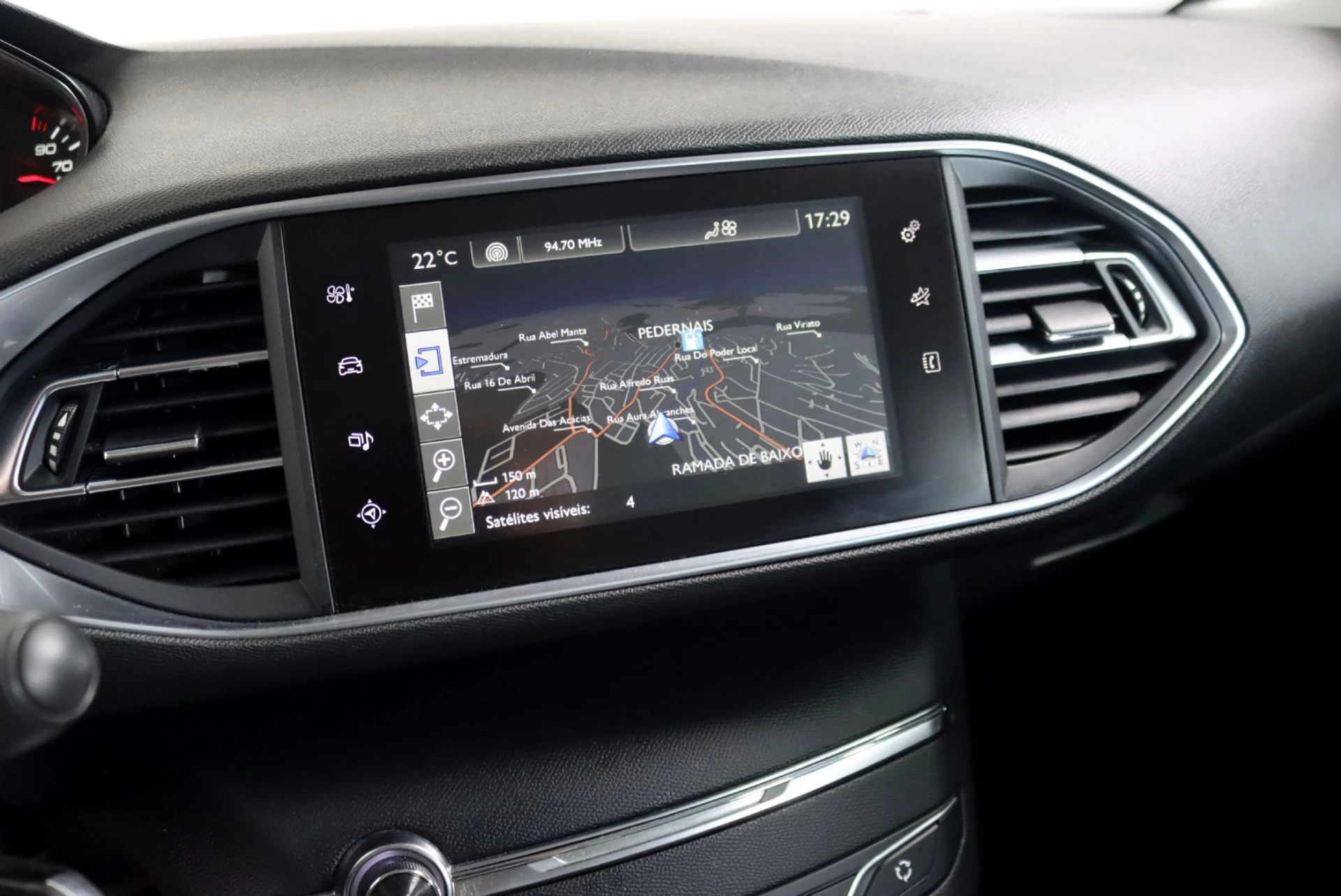 Peugeot 308 1.6 BlueHDi Style 18