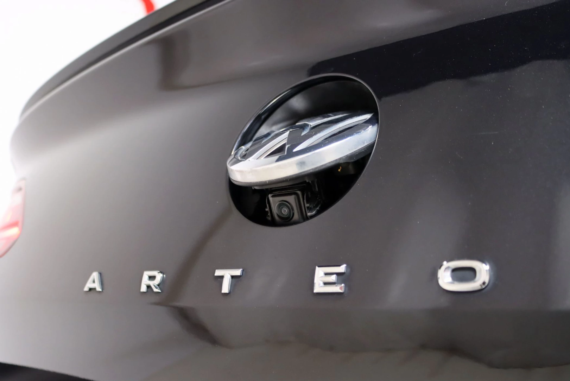 Volkswagen Arteon 2.0 TDI SCR DSG R-Line 12