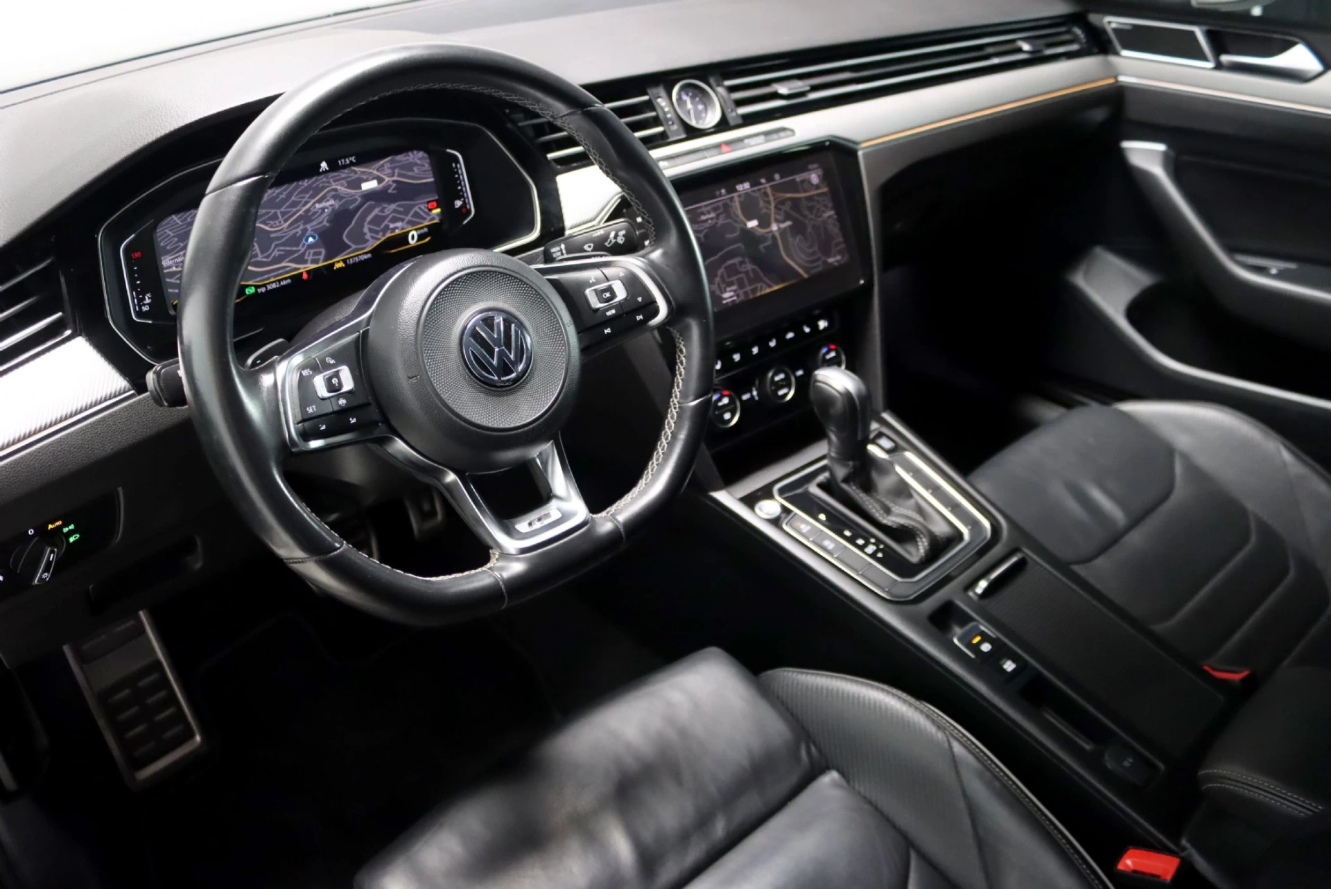 Volkswagen Arteon 2.0 TDI SCR DSG R-Line 35