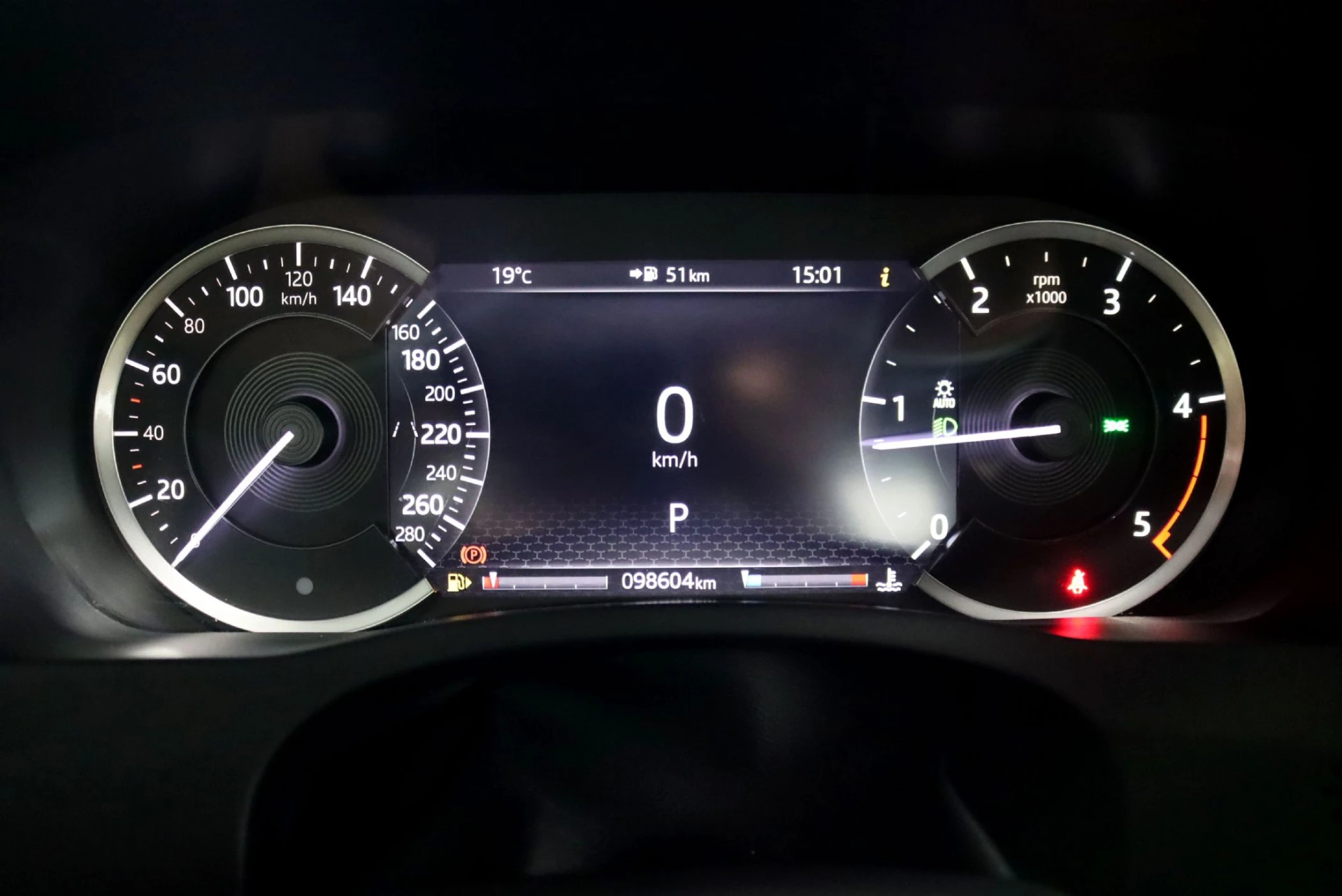 Jaguar XE D180 Aut. R-Dynamic S 16