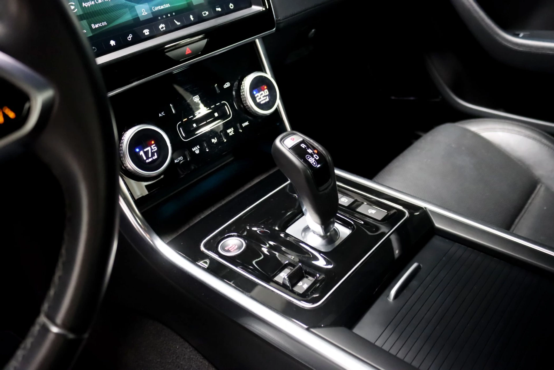 Jaguar XE D180 Aut. R-Dynamic S 23