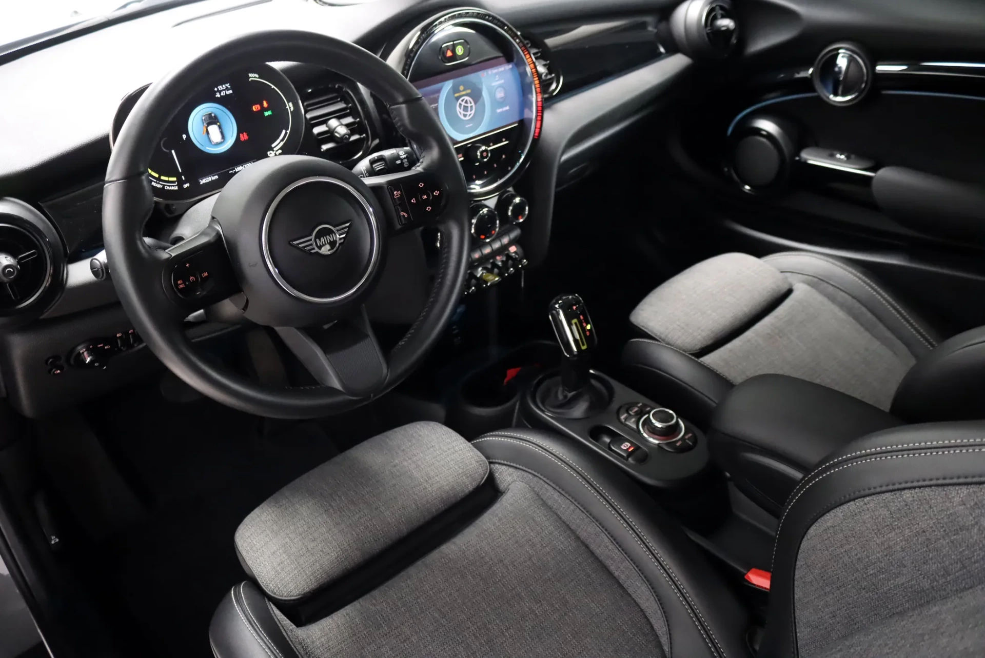 MINI 3 Portas Cooper SE 32