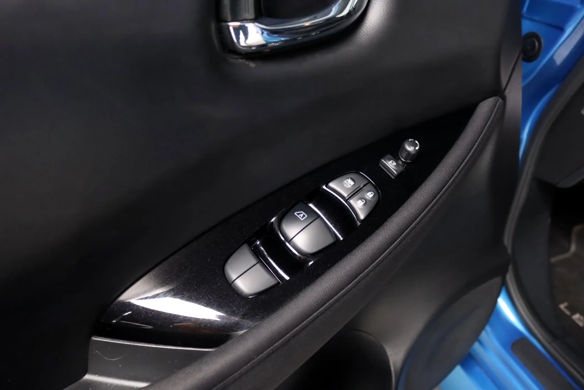 Nissan Leaf 40 kWh TEKNA 17