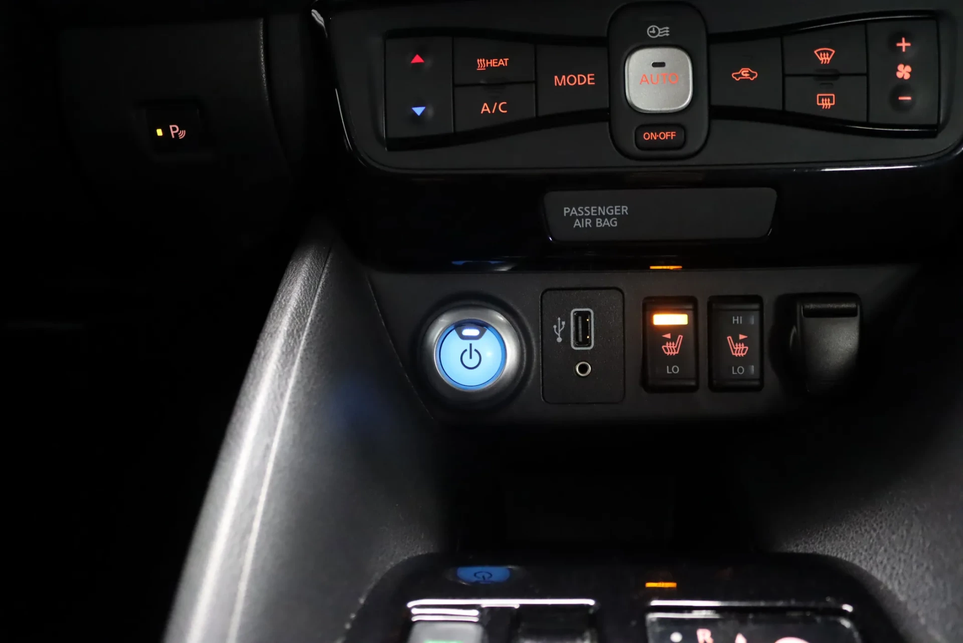 Nissan Leaf 40 kWh TEKNA 31