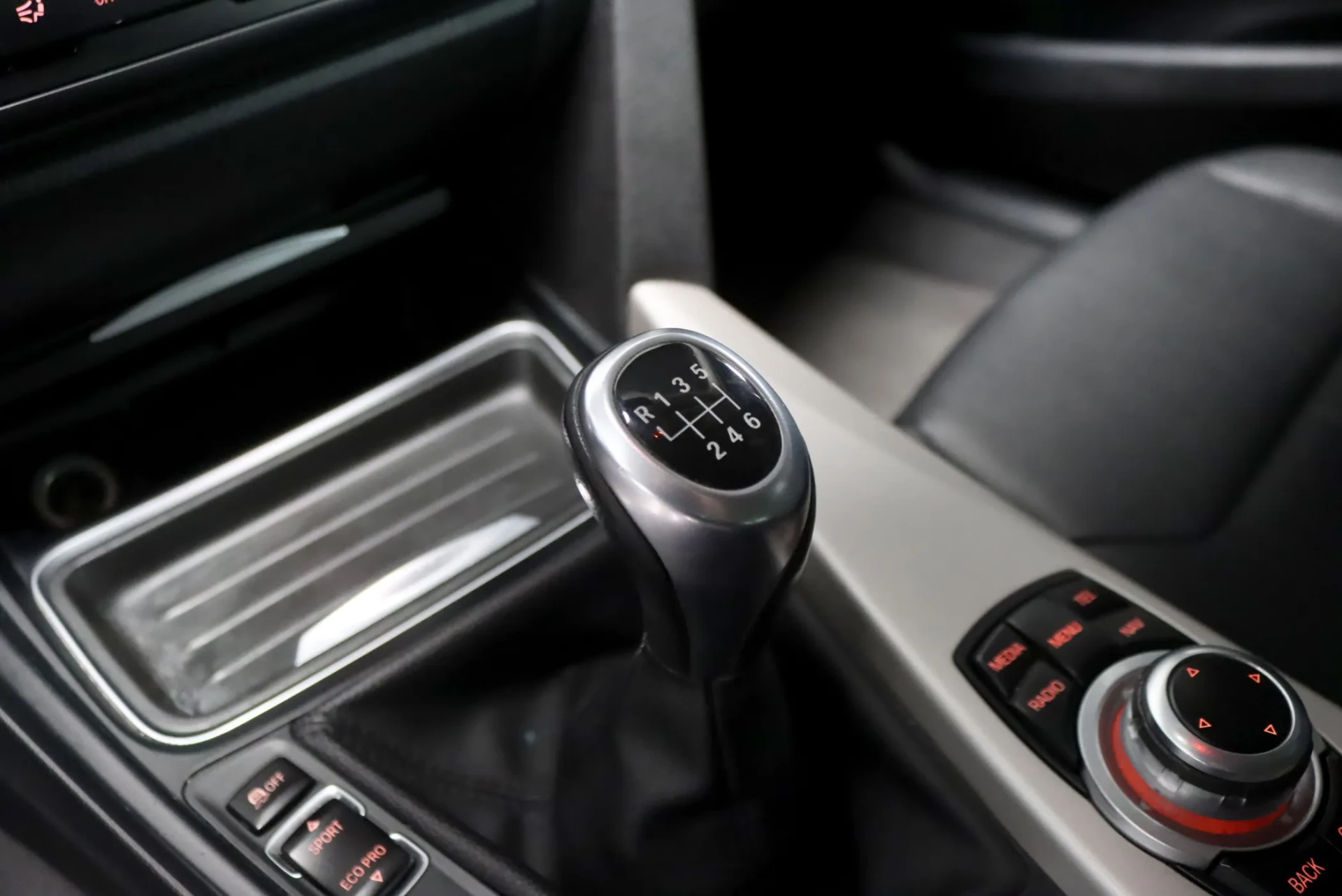 BMW 318 d Touring 25