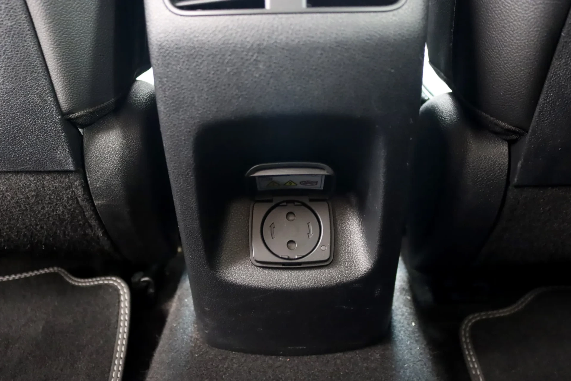 Kia e-Niro 64kWh 28