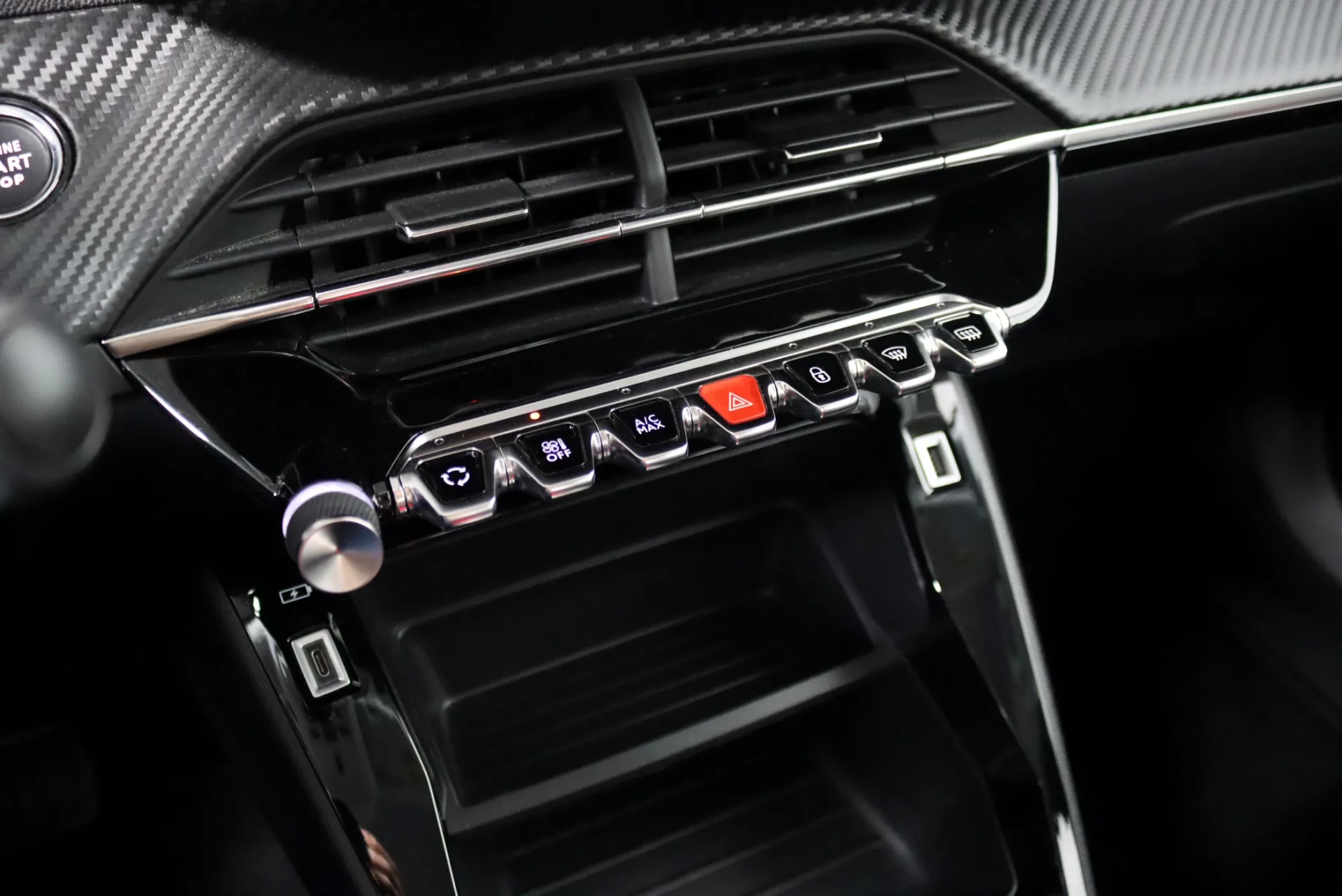 Peugeot e-2008 50 kWh Active 17