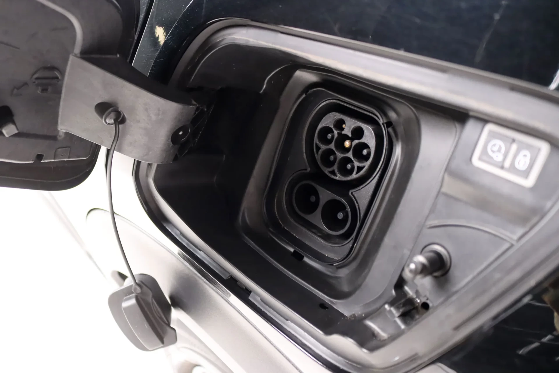 Peugeot e-2008 50 kWh Active 23