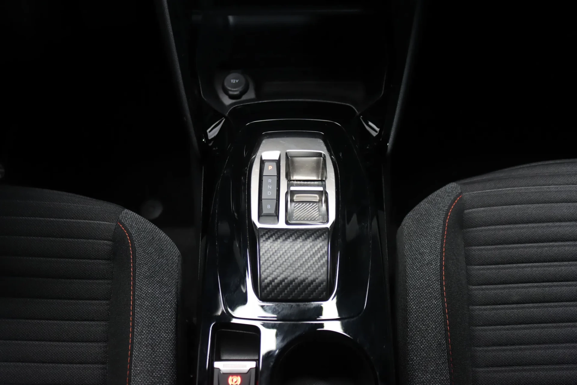 Peugeot e-2008 50 kWh Active 31