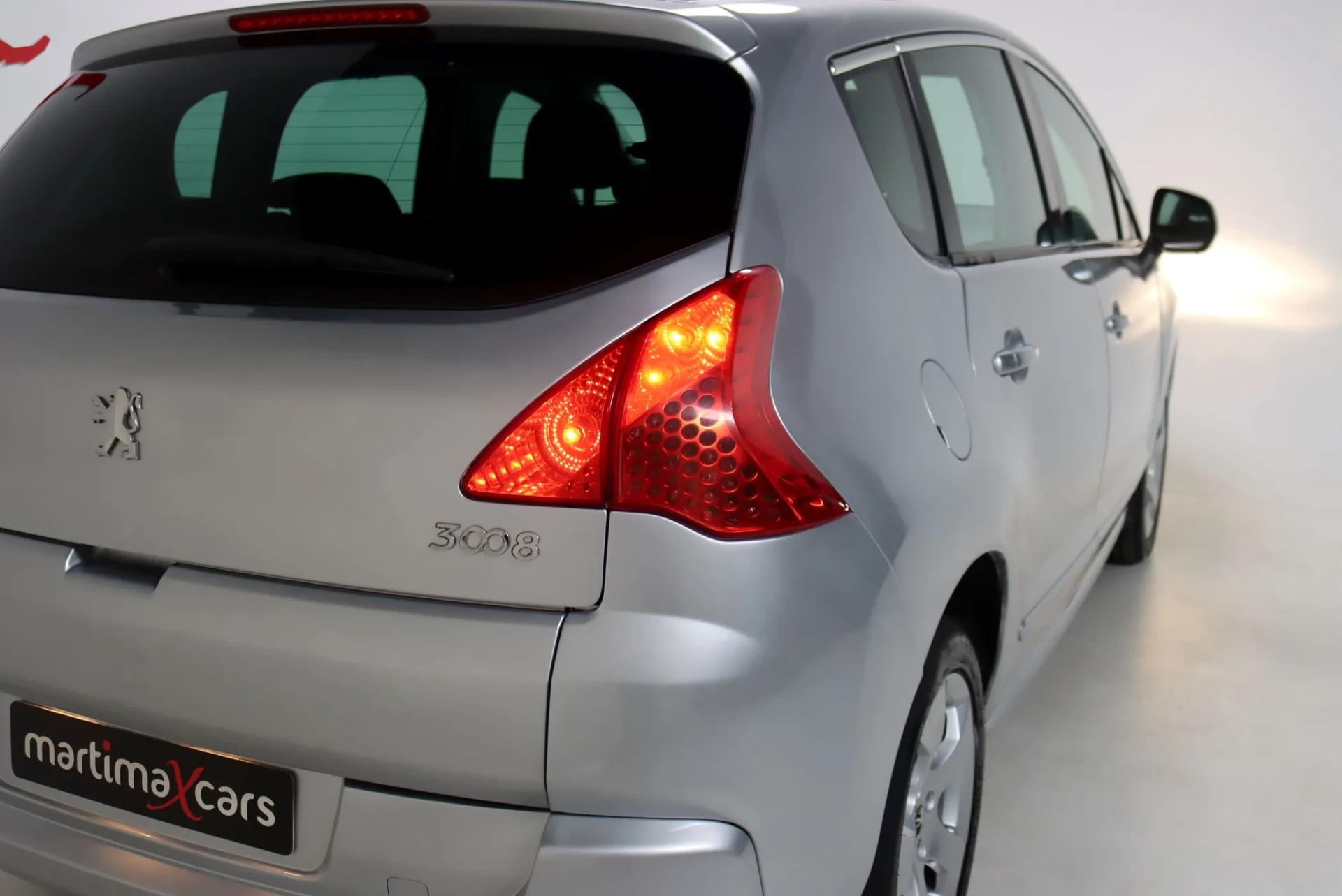Peugeot 3008 1.6 HDi Allure 8